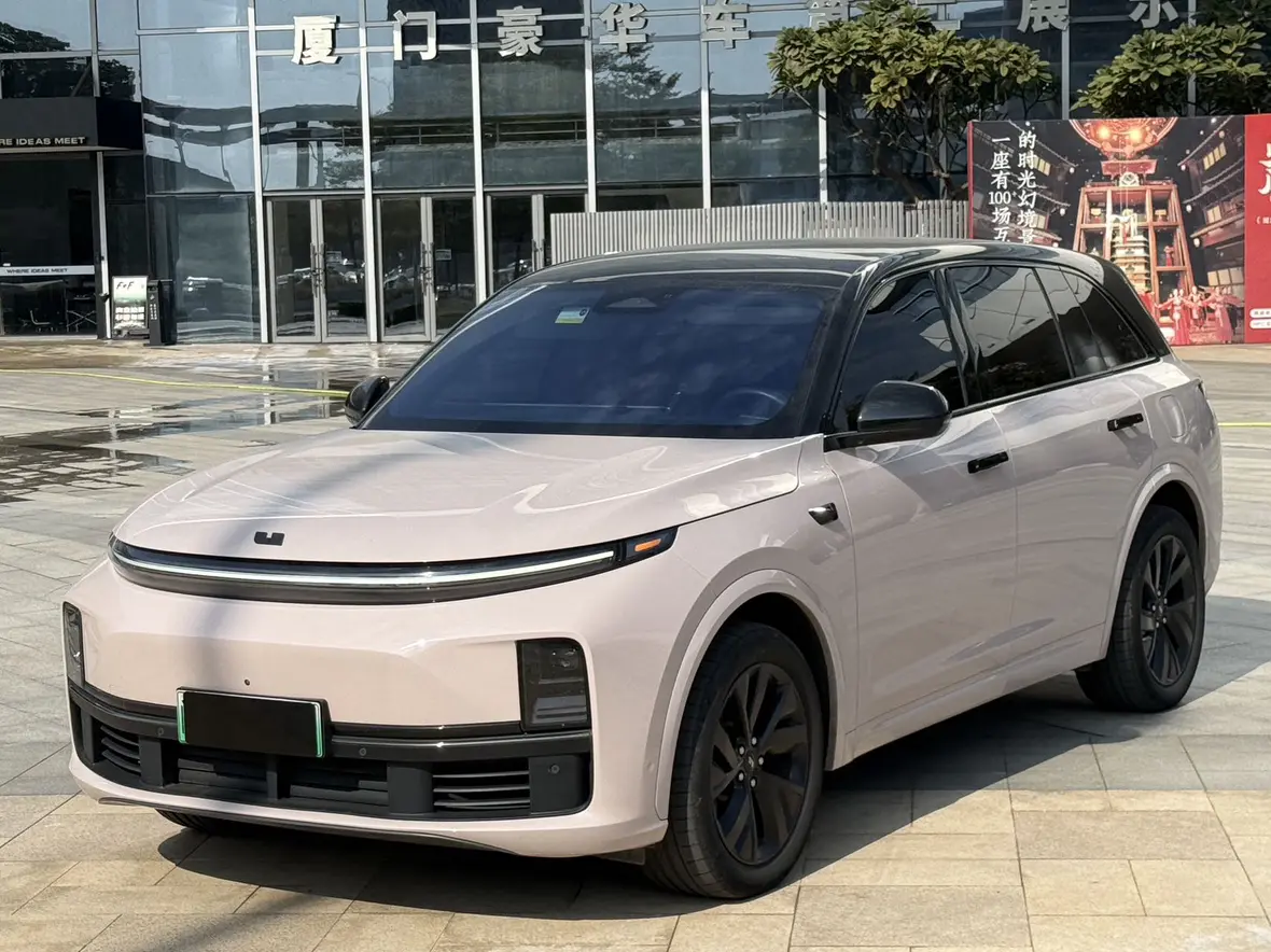 Li L7 (Ideal L7)  из Китая