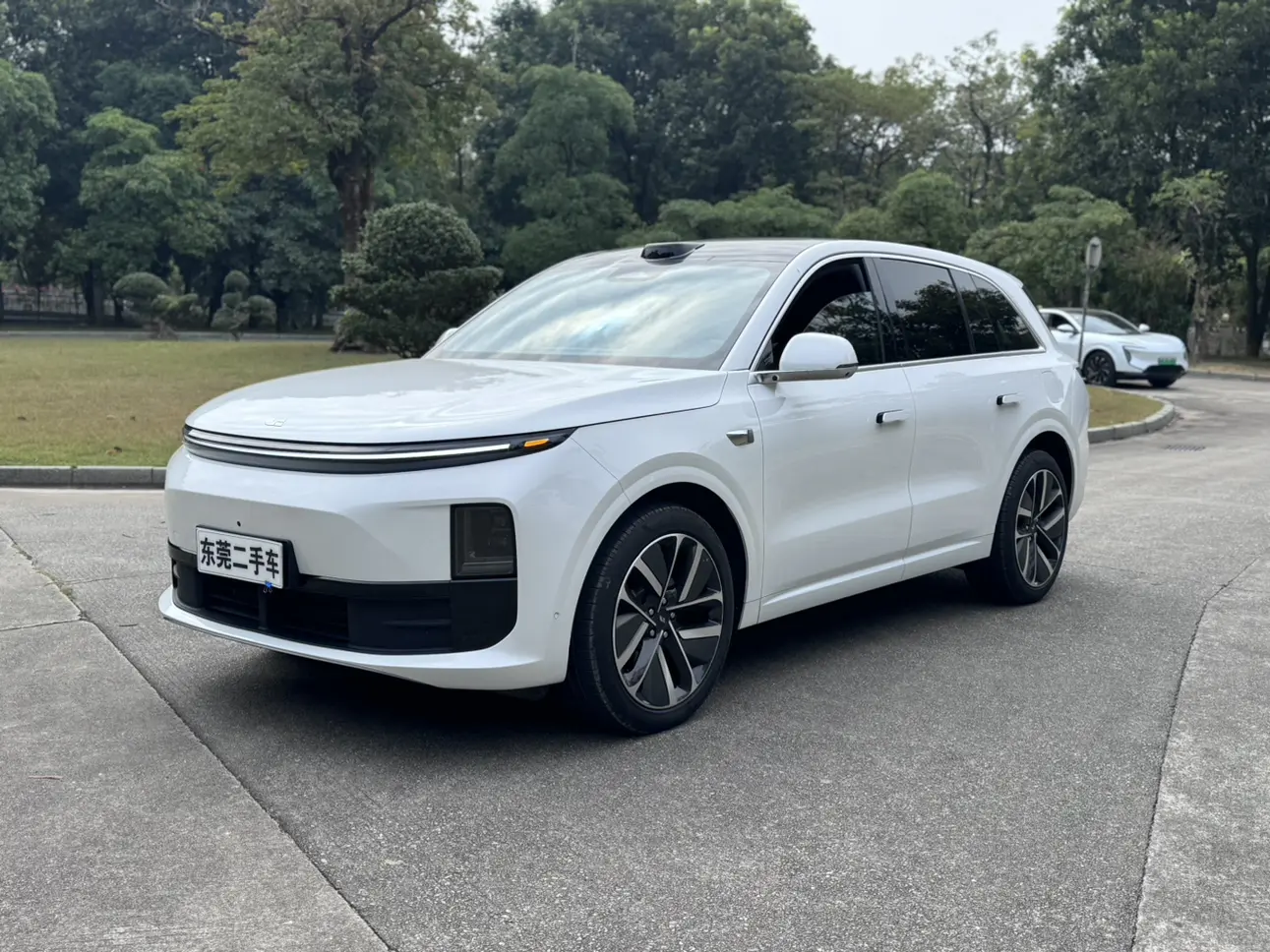 Li L6 (Ideal L6)  из Китая