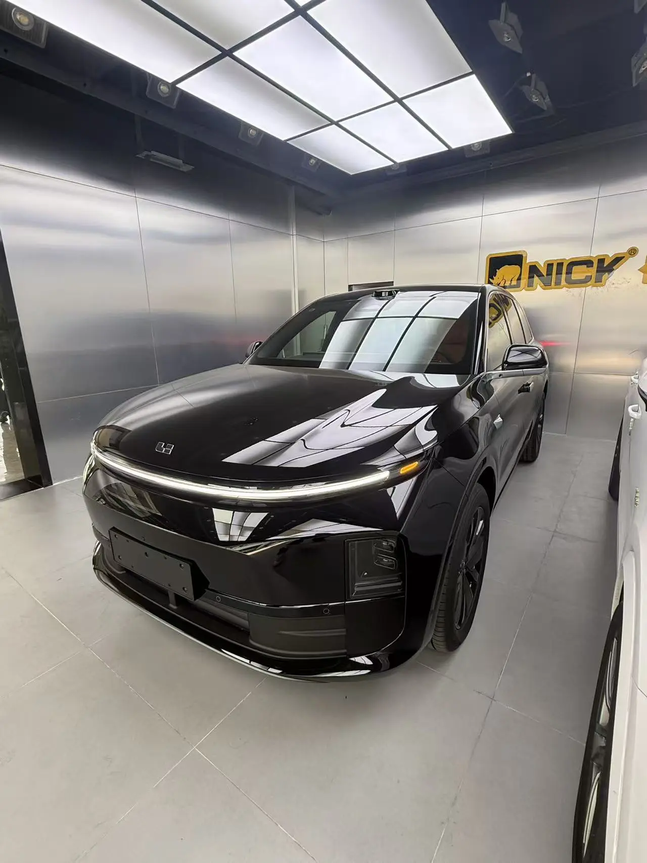 Li L6 (Ideal L6)  из Китая