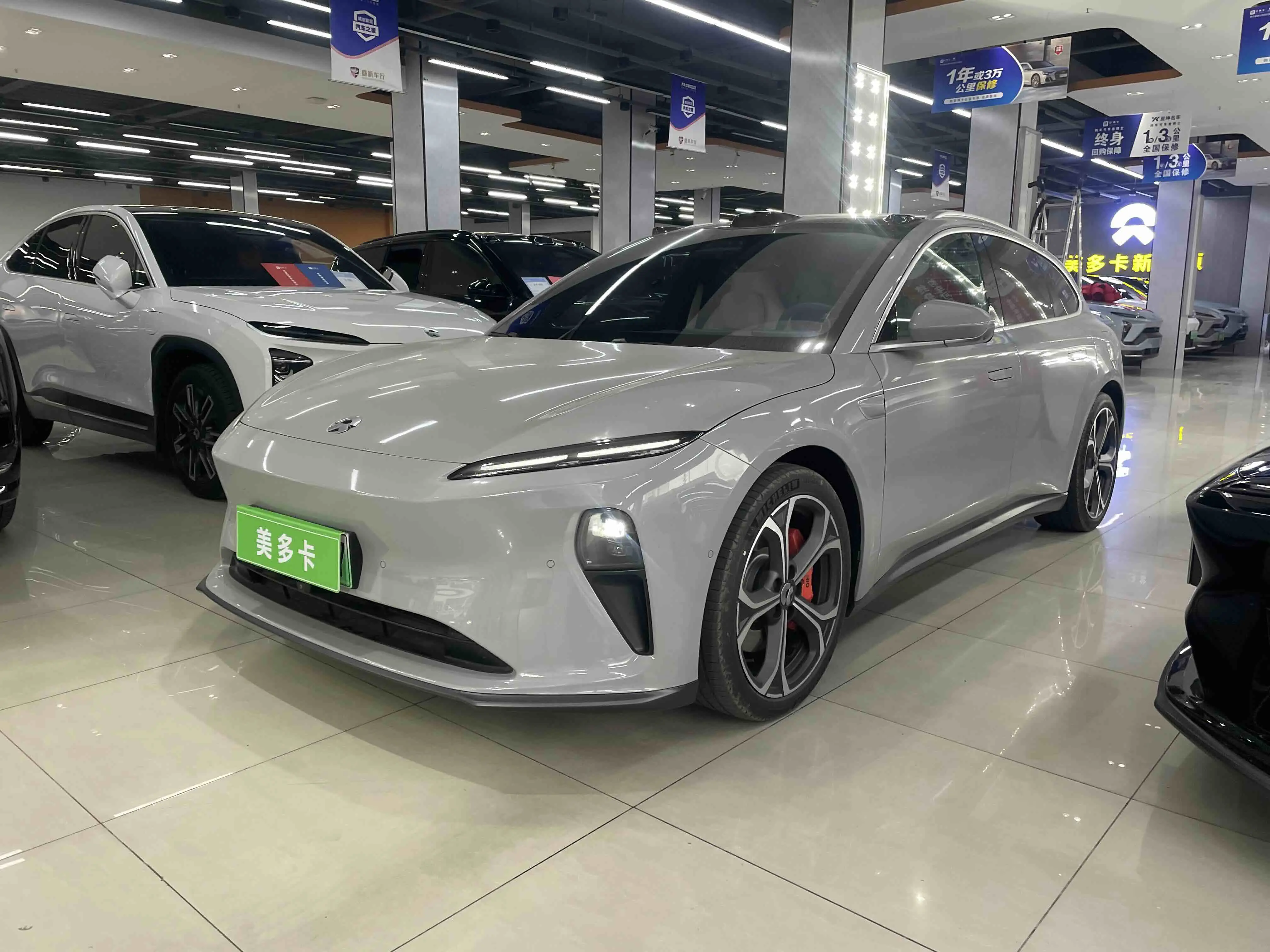 NIO ET5T  из Китая