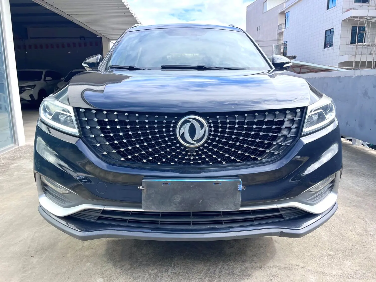 Dongfeng Fengguang 580Pro  из Китая