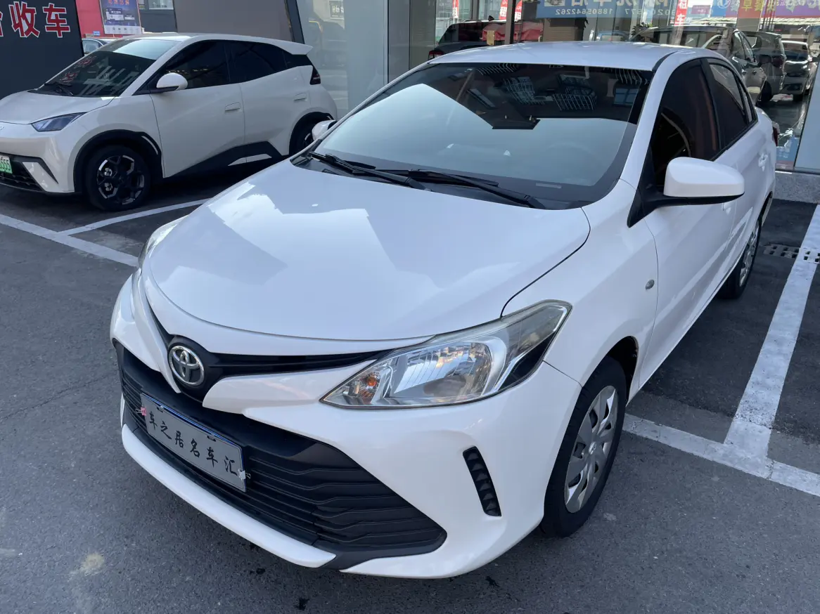 Toyota Vios  из Китая