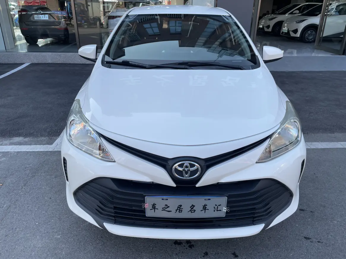 Toyota Vios  из Китая