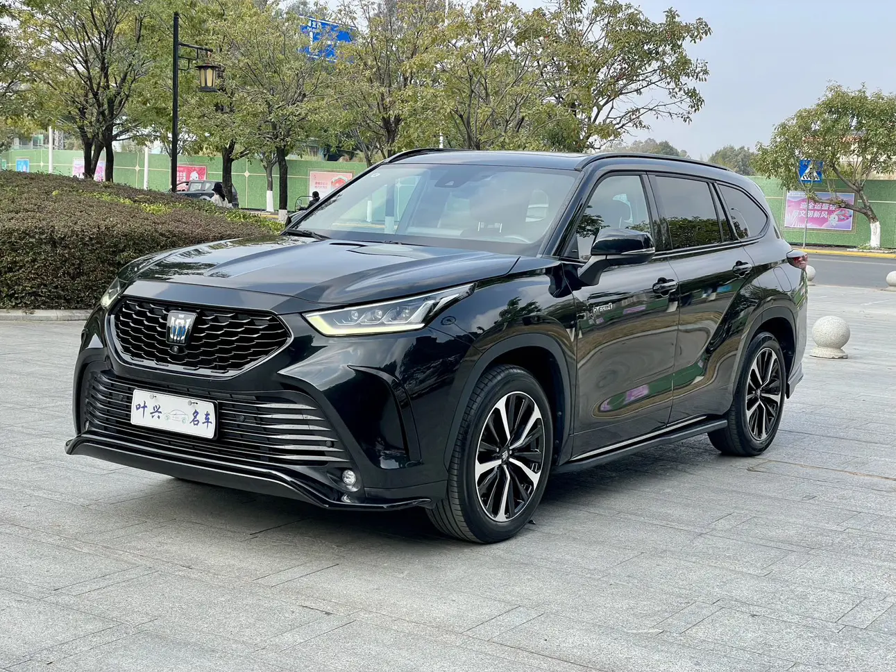 Toyota Crown Kluger  из Китая