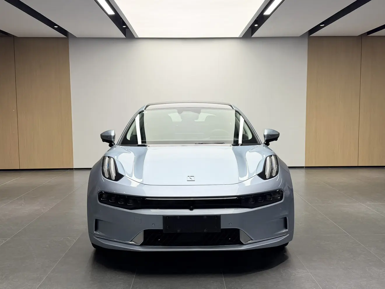 ZEEKR 001  из Китая