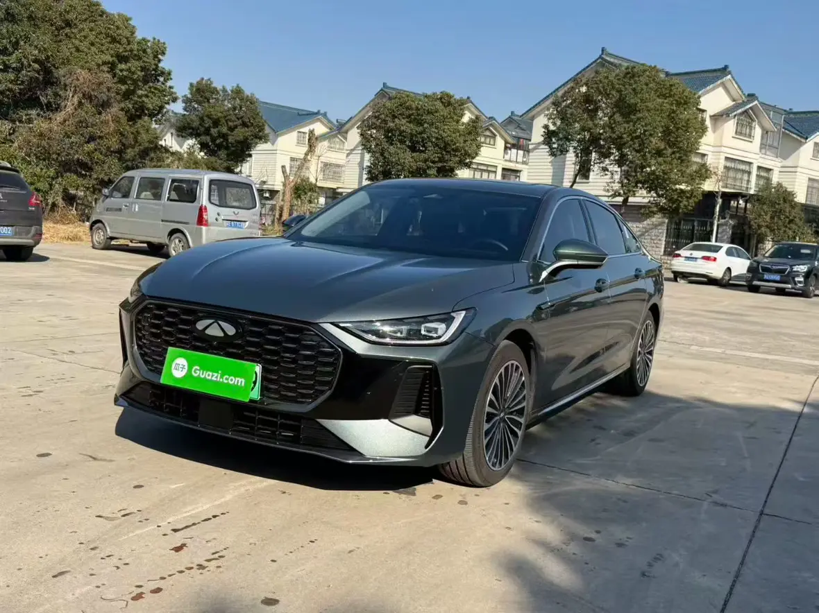 Chery Fengyun A8L  из Китая