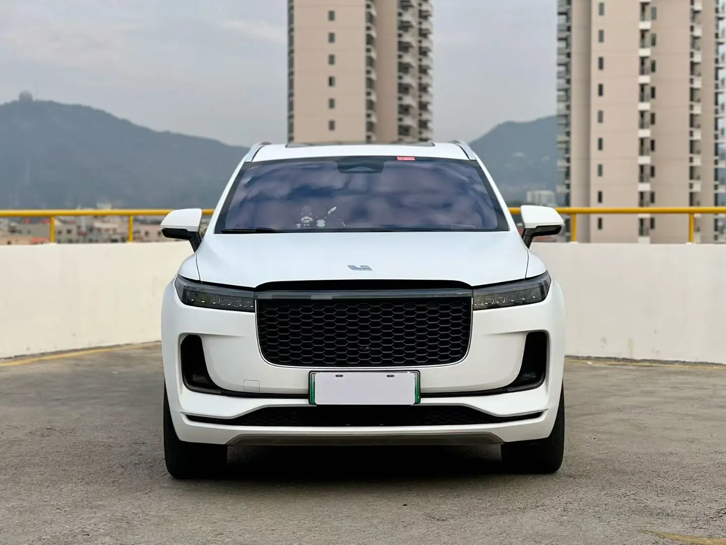 Li ONE (Ideal ONE)  из Китая