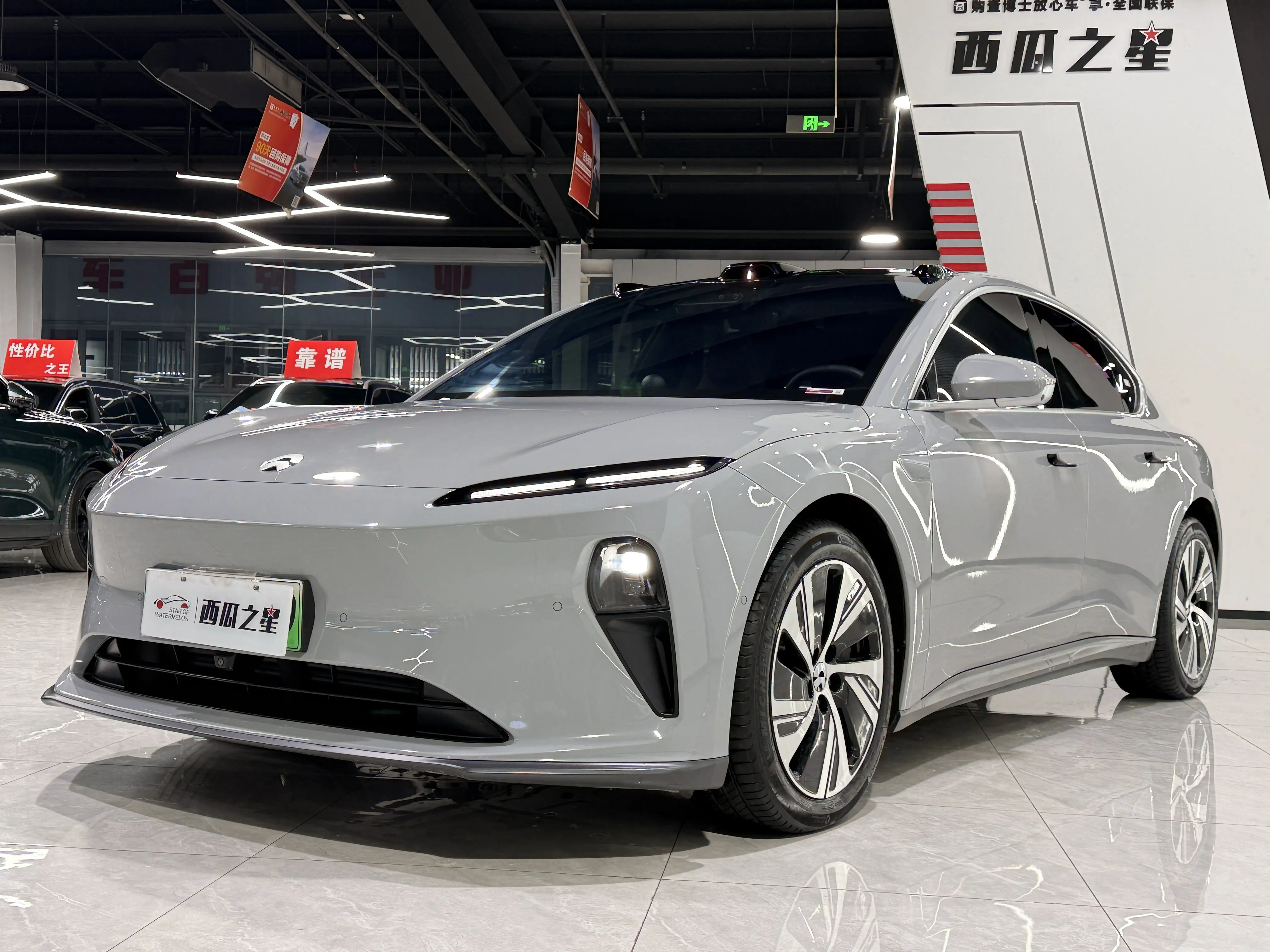 NIO ET5  из Китая