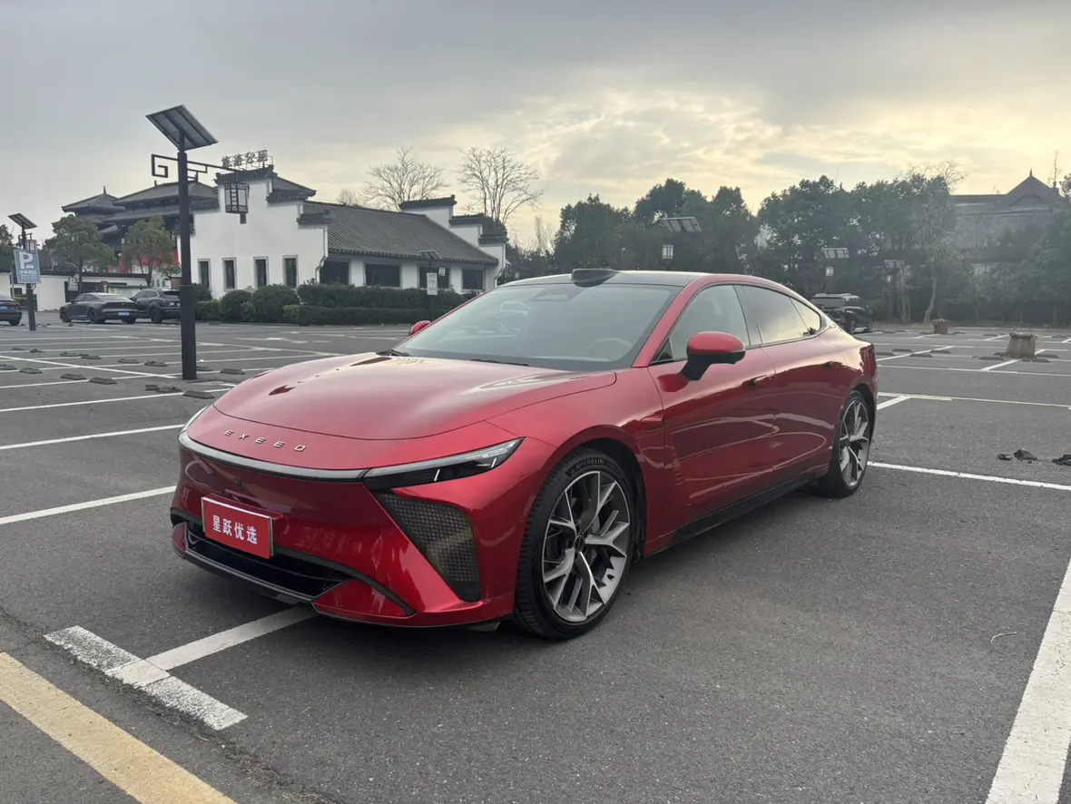 Exeed Sterra ES  из Китая