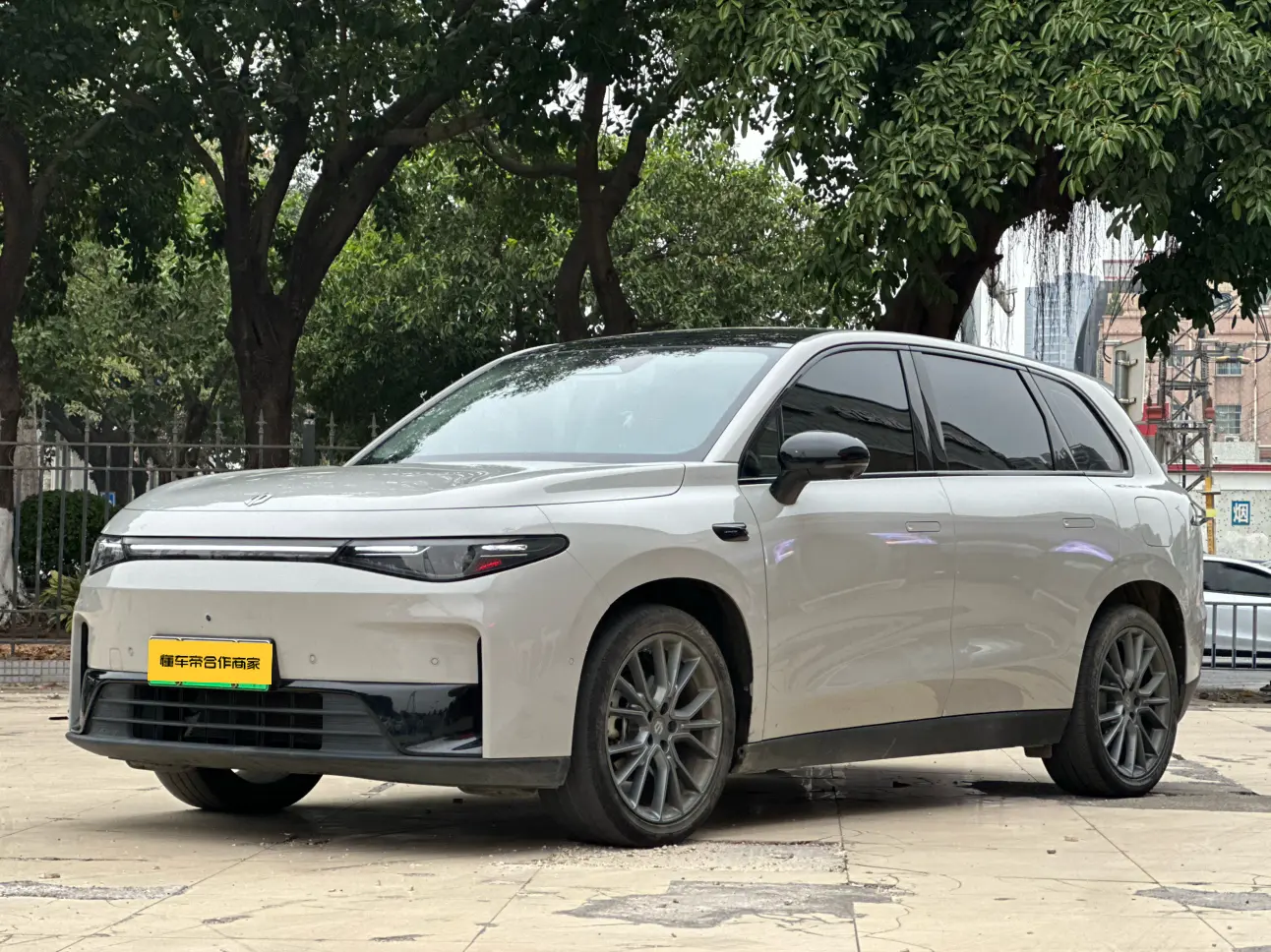 Leapmotor Zero running C10  из Китая