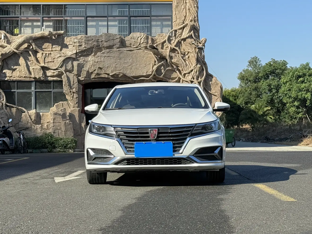 Roewe i6 Classic  из Китая