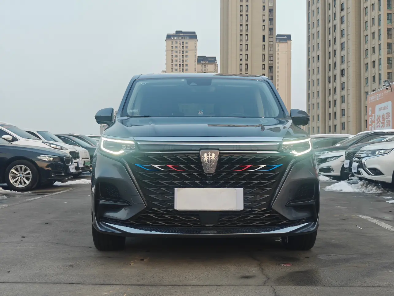 Roewe iMAX8  из Китая