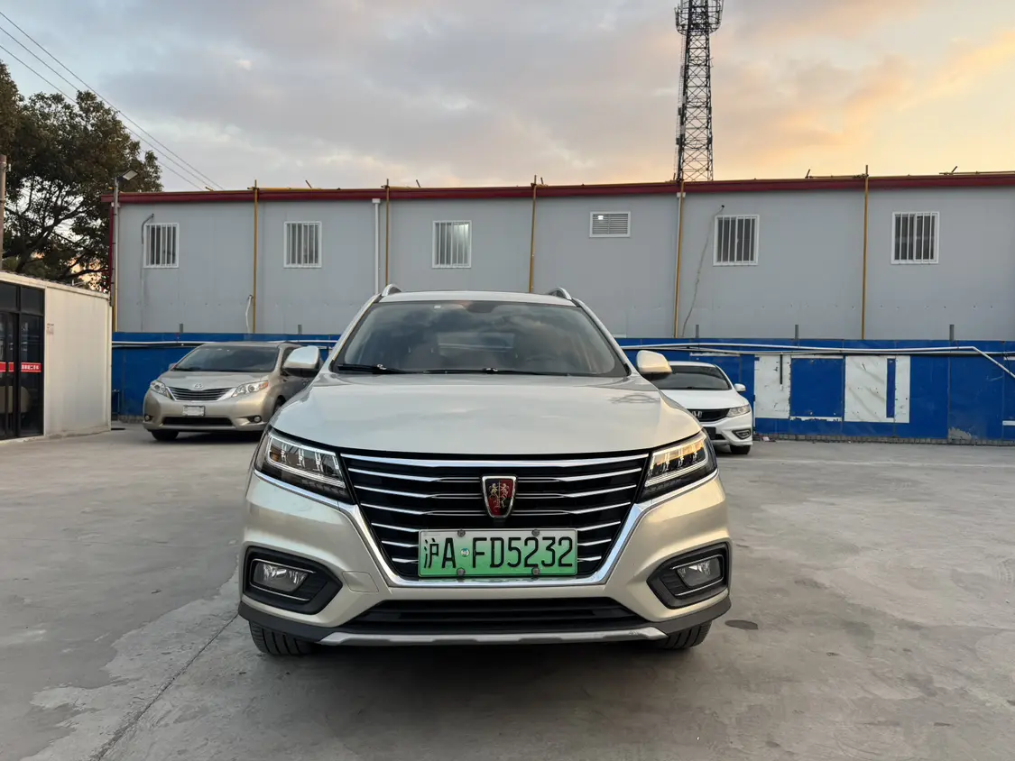 Roewe eRX5  из Китая