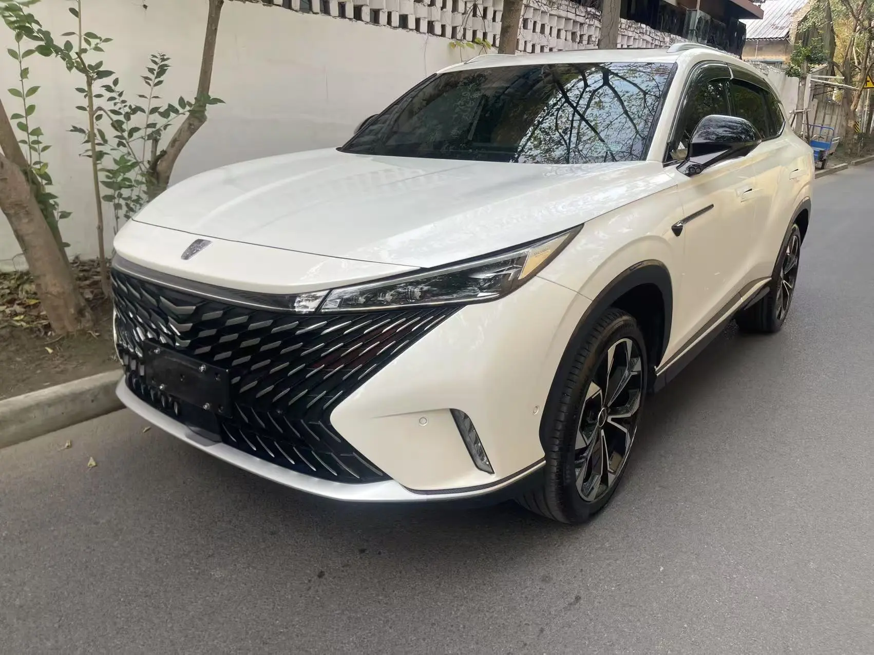 Roewe RX5  из Китая