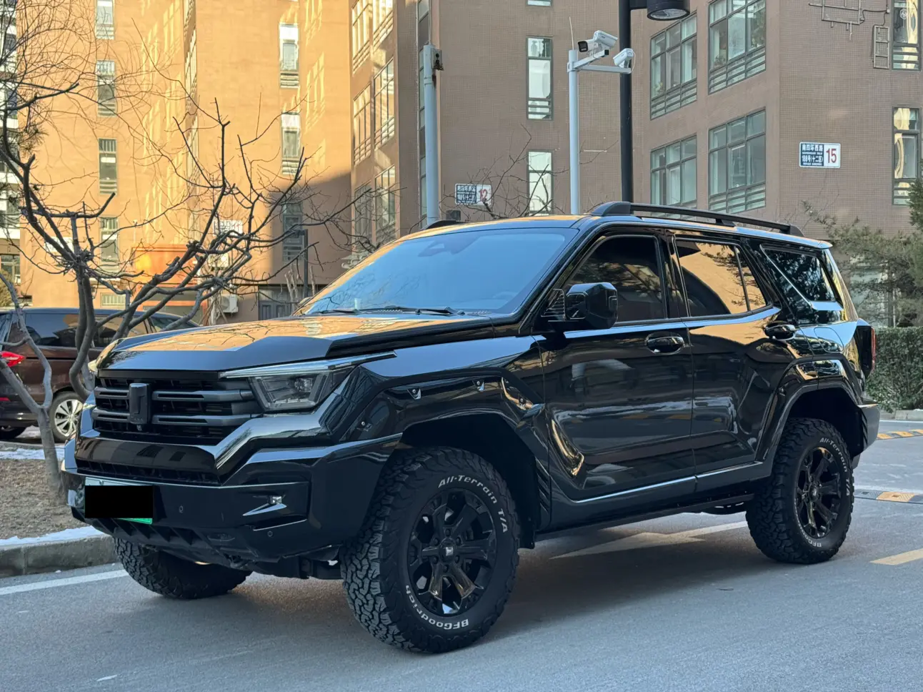 Tank 400 Hi4-T  из Китая