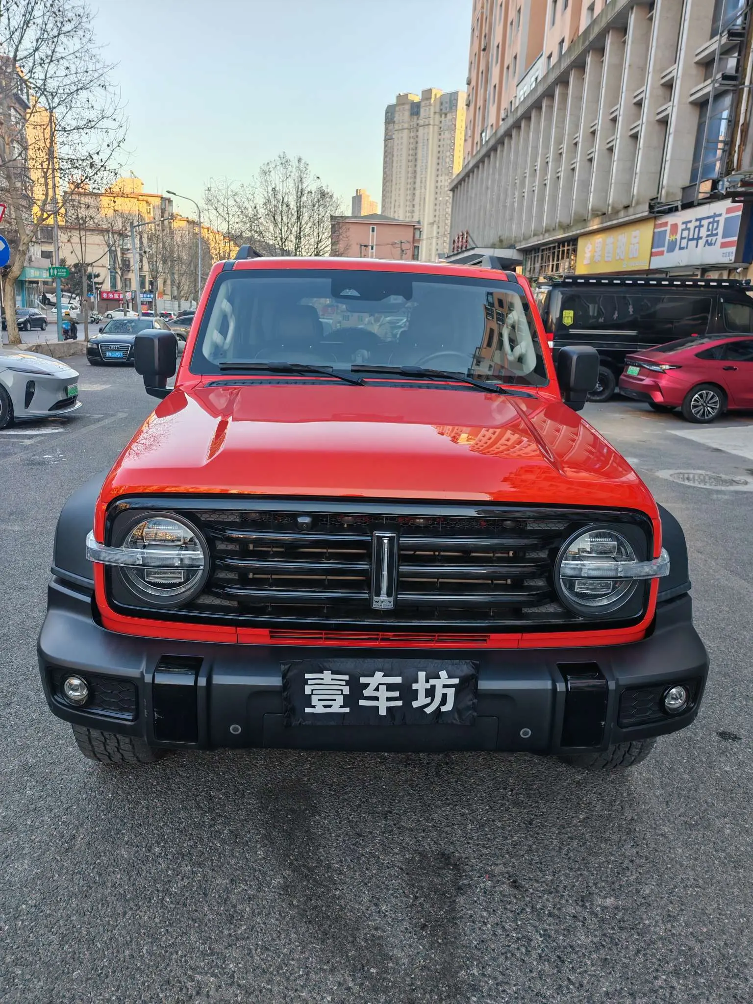 Tank 300  из Китая