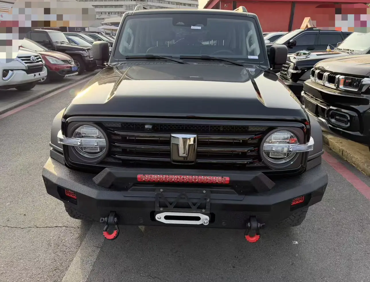 Tank 300  из Китая