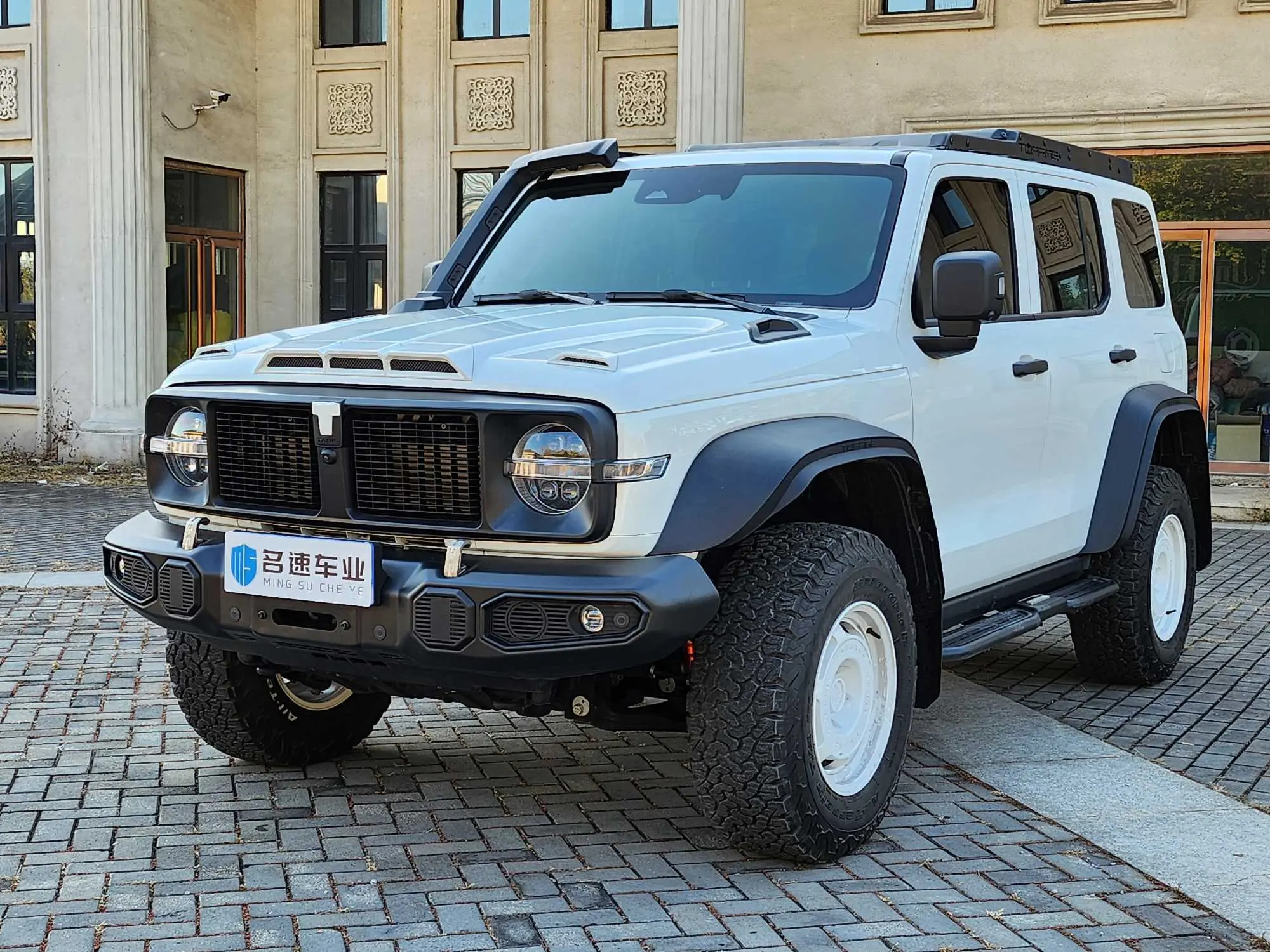 Tank 300  из Китая