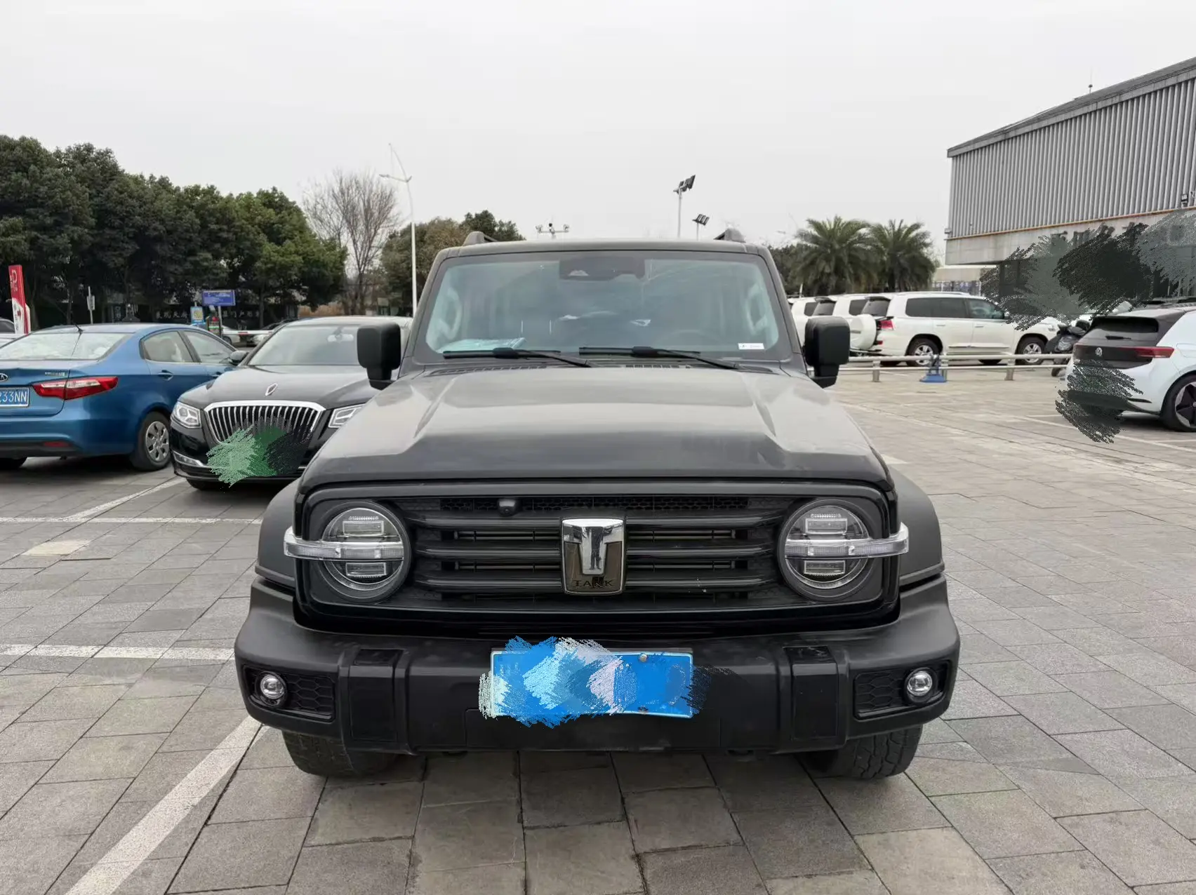 Tank 300  из Китая