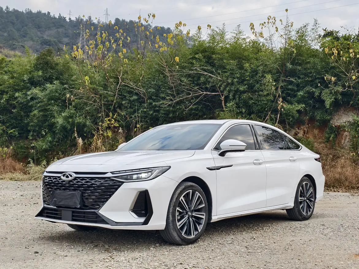 Chery Arrizo 8  из Китая