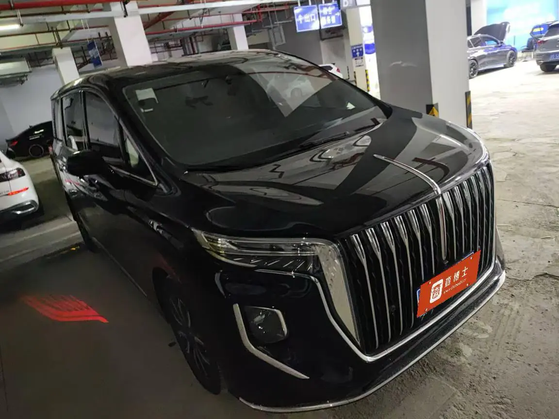 Hongqi HQ9  из Китая