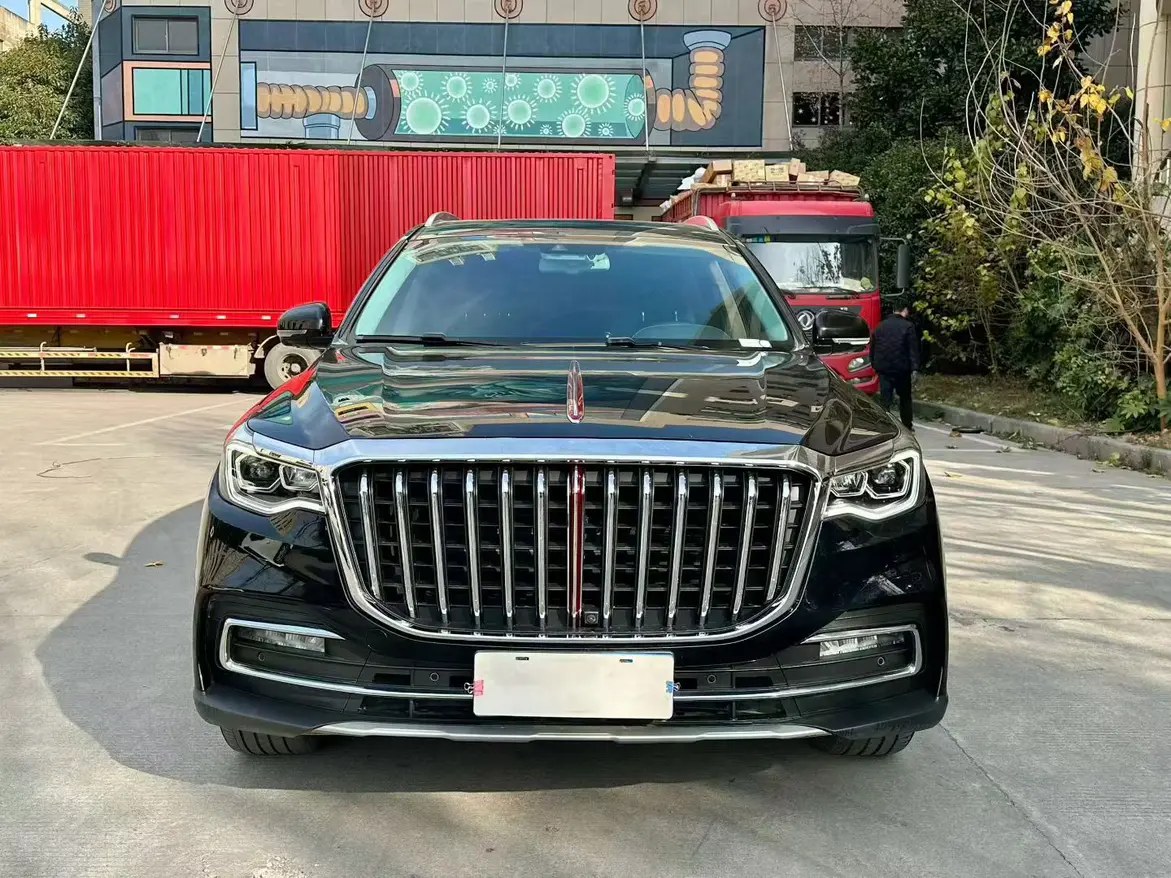 Hongqi HS7  из Китая