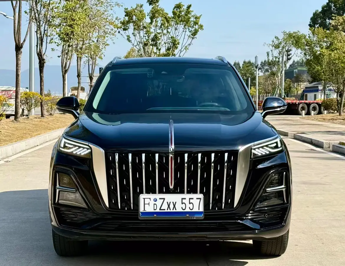 Hongqi HS5  из Китая