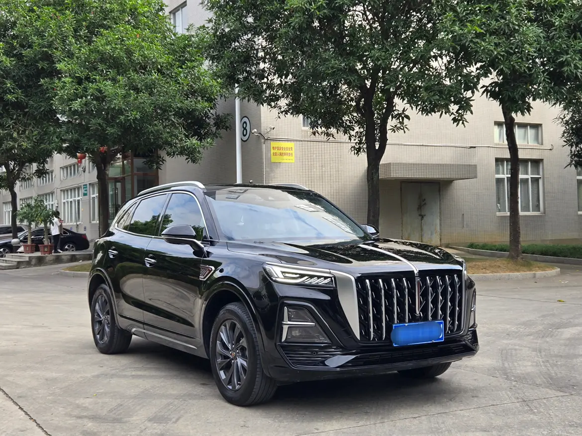 Hongqi HS5  из Китая