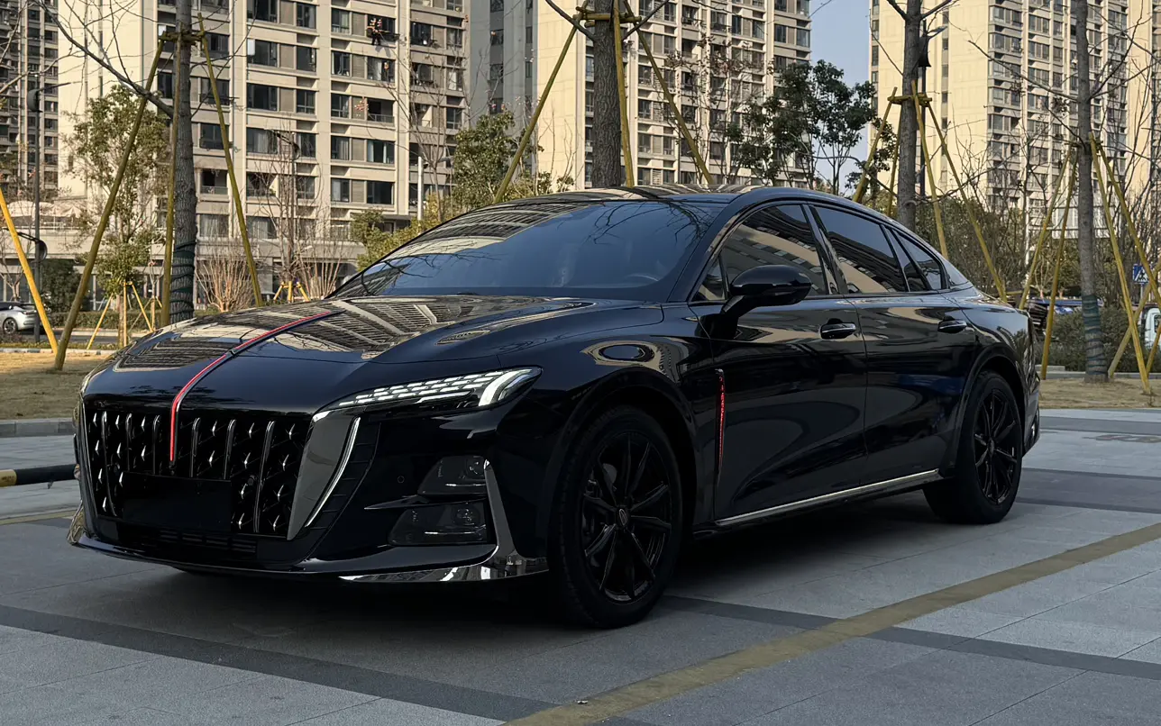 Hongqi H6  из Китая