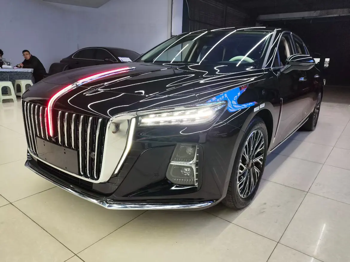 Hongqi H5  из Китая