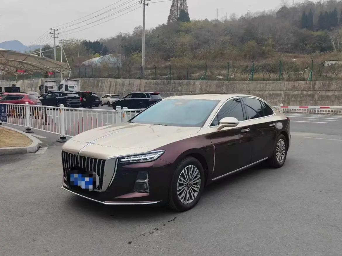 Hongqi H5  из Китая