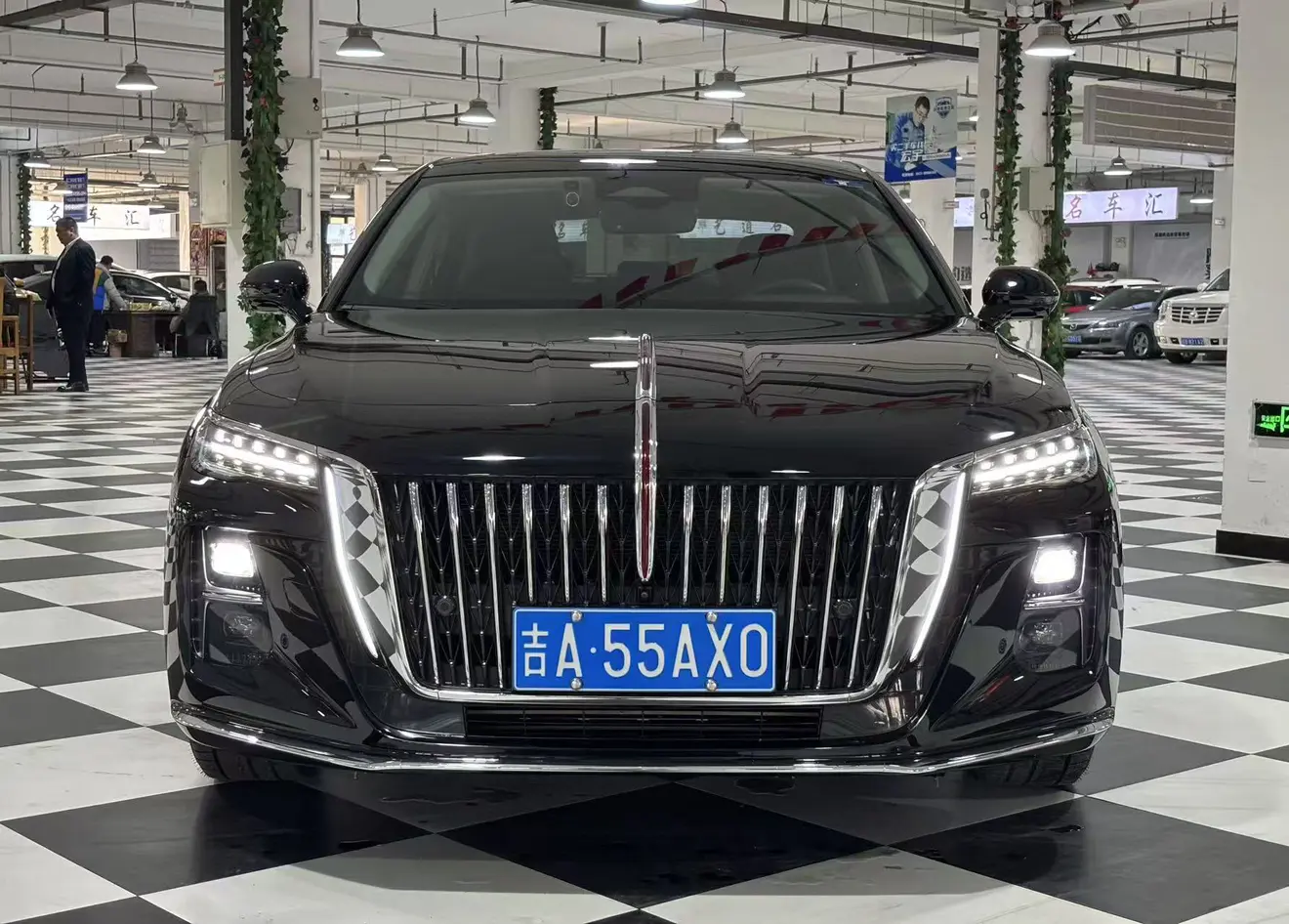 Hongqi H5  из Китая