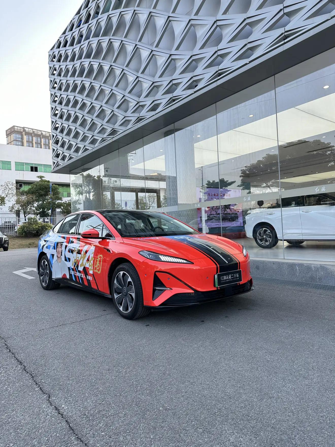 Hongqi Red Flag Tiangong 05  из Китая