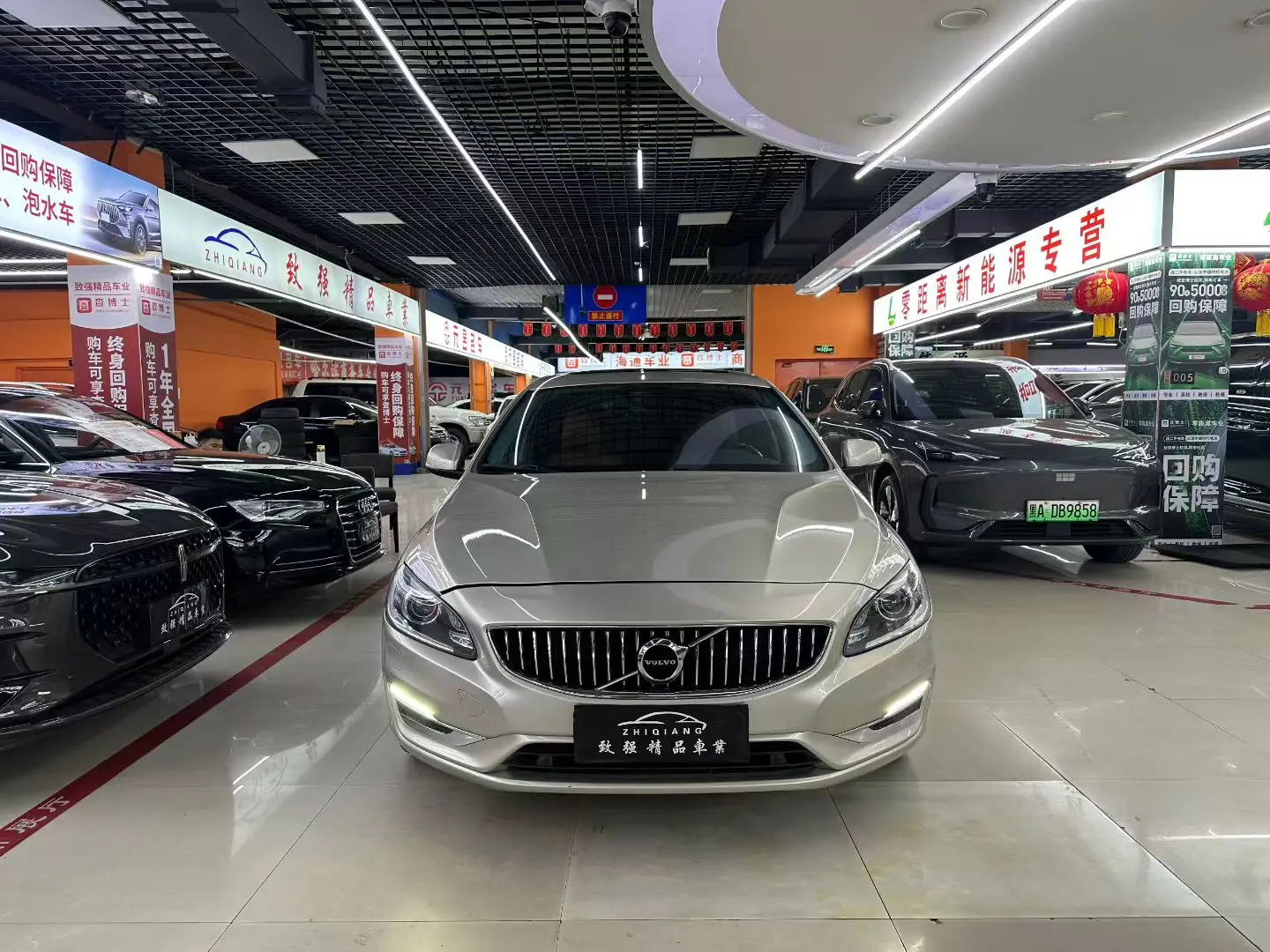 Volvo S60  из Китая