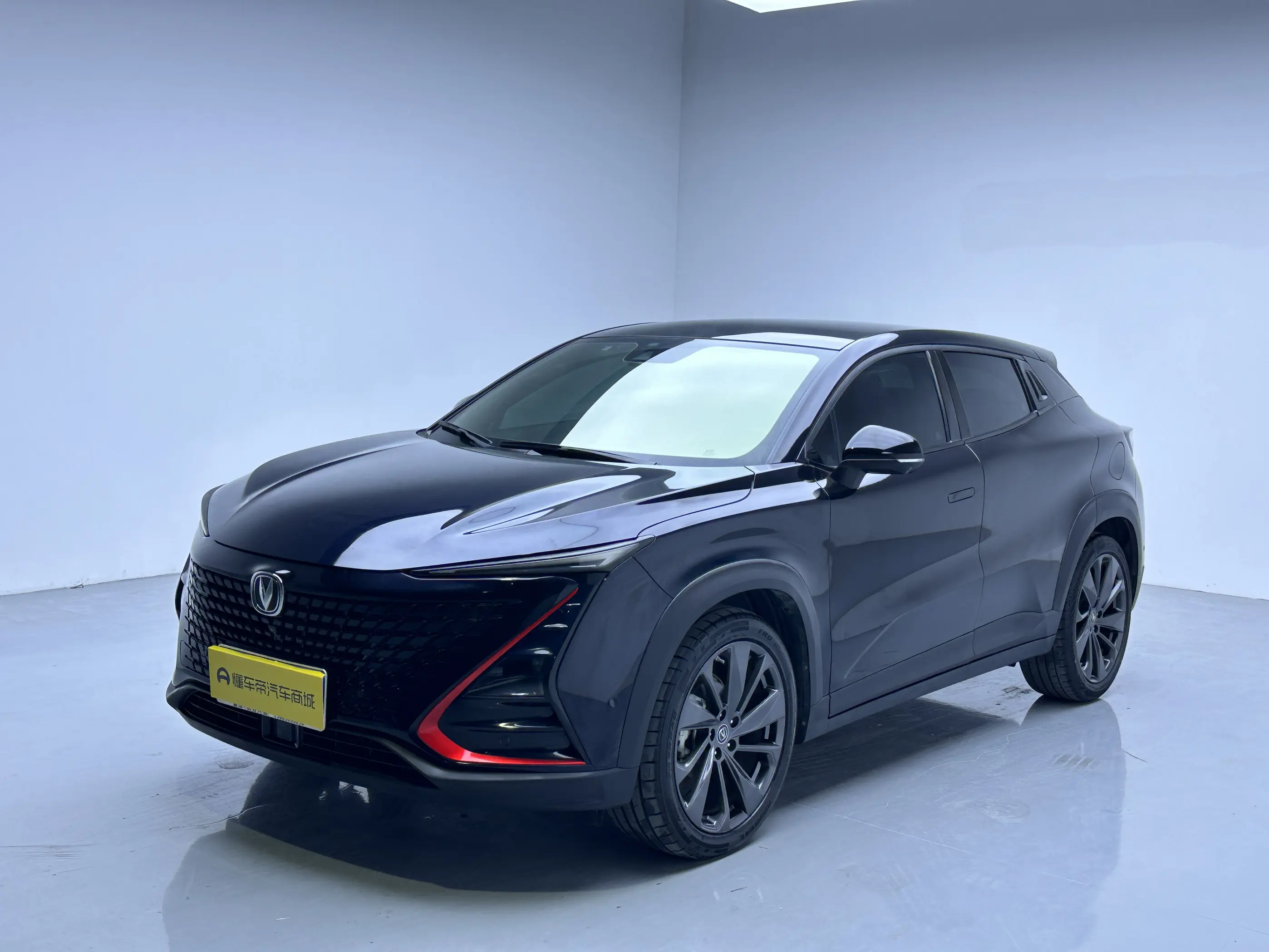 Changan UNI-T  из Китая