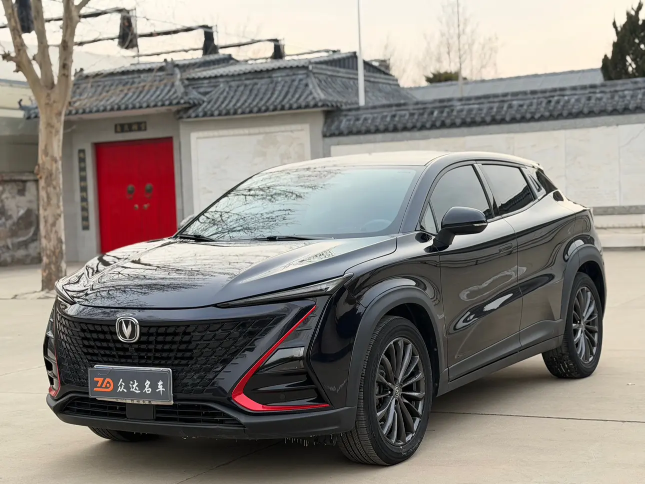 Changan UNI-T  из Китая