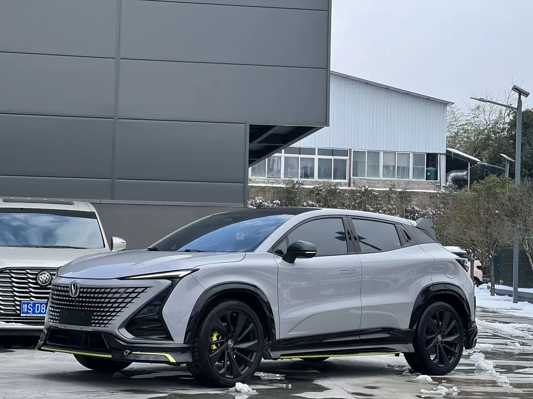 Changan UNI-T  из Китая