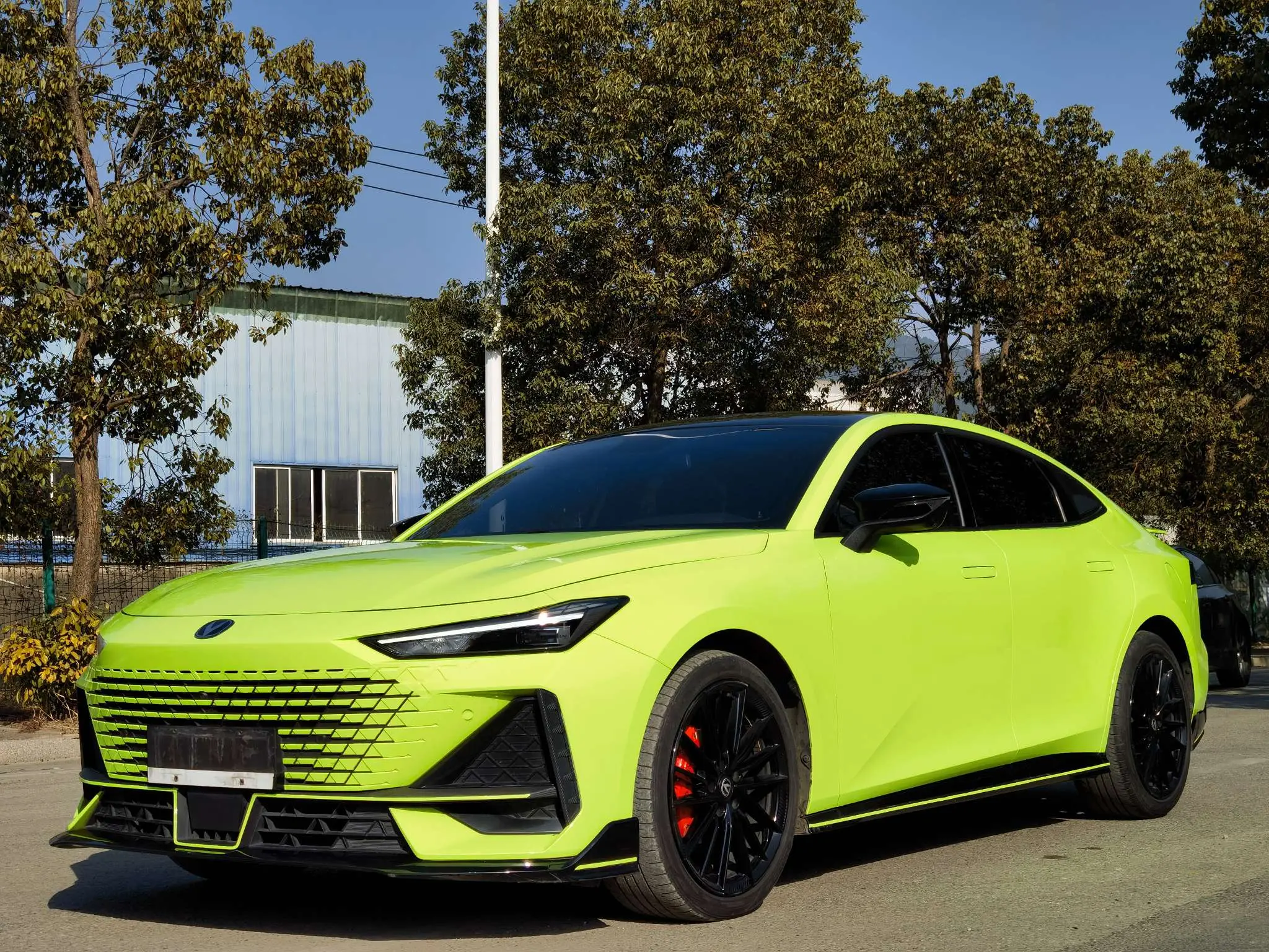 Changan UNI-V  из Китая