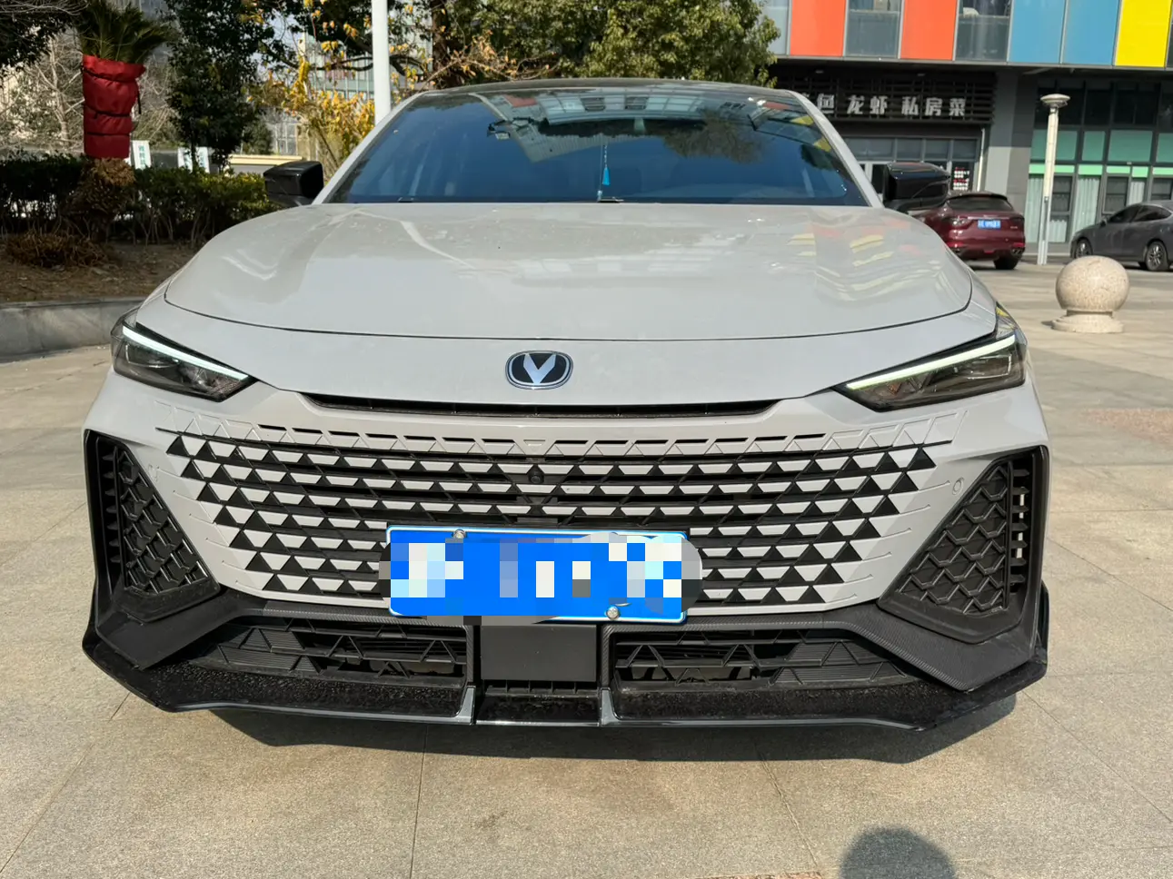 Changan UNI-V  из Китая