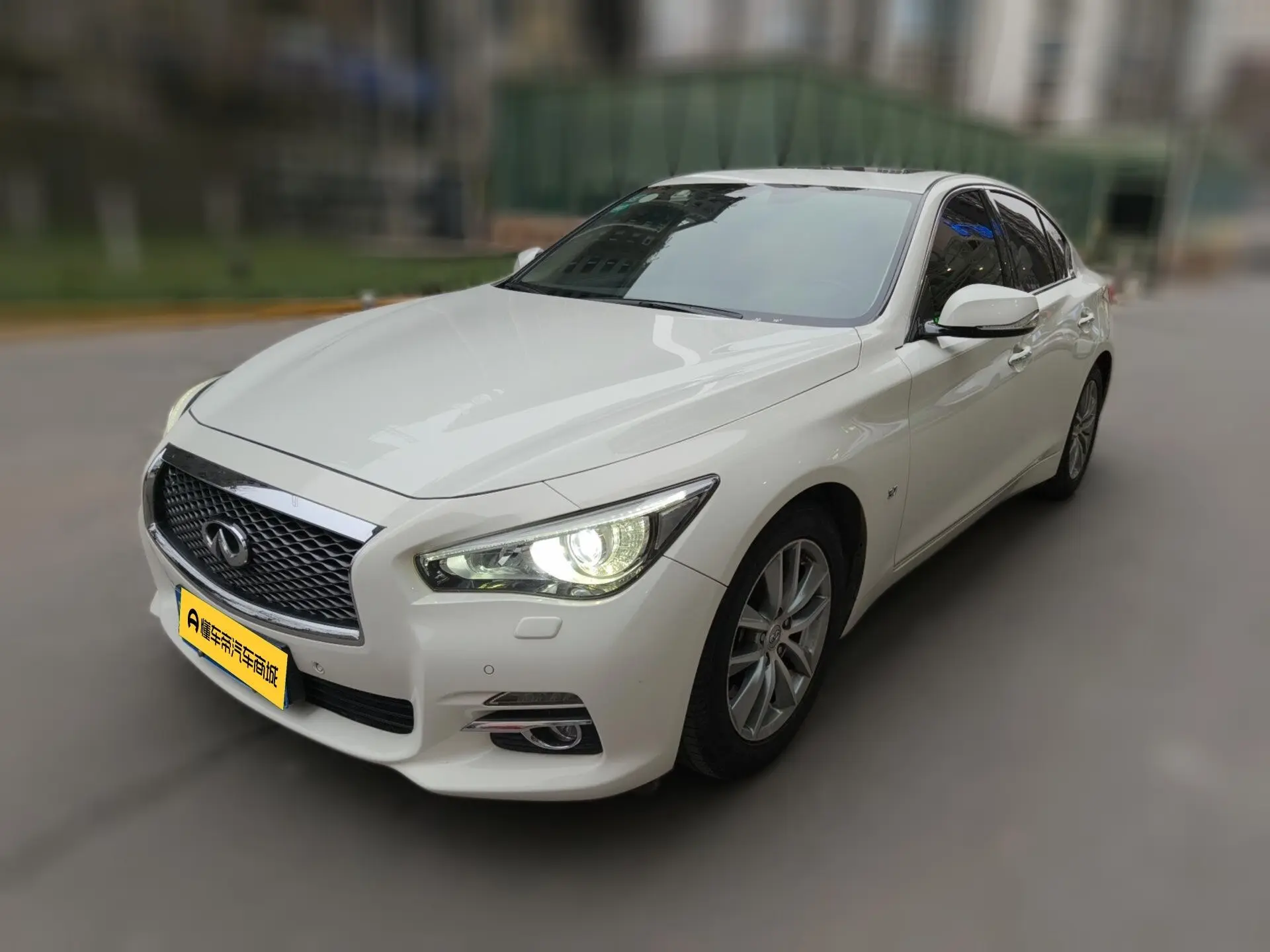 Infiniti Q50  из Китая