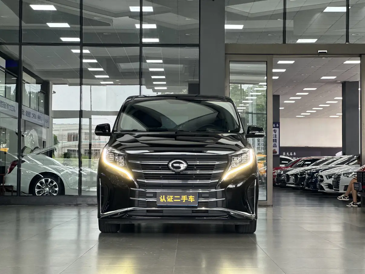 GAC Trumpchi M8  из Китая