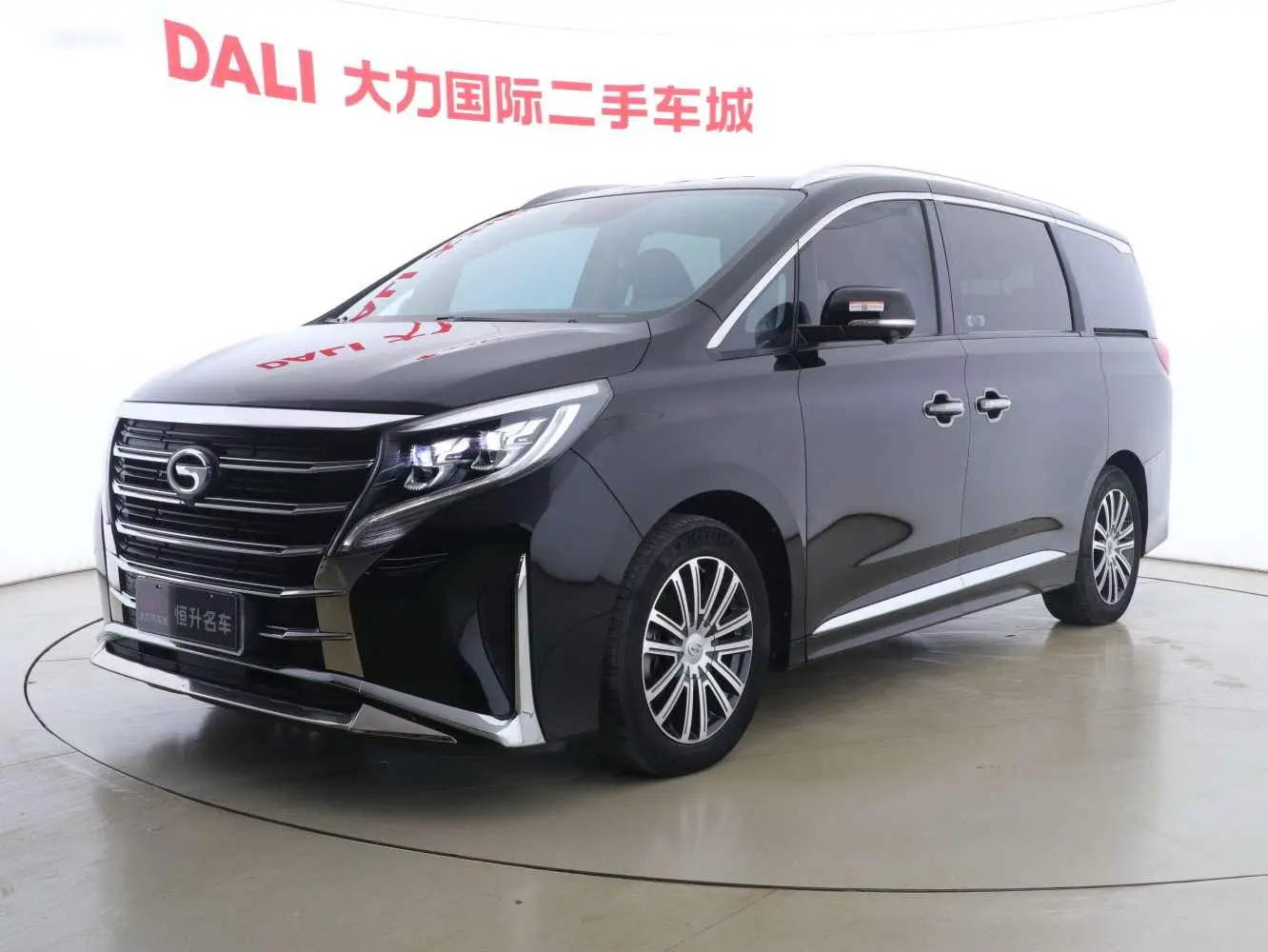 GAC Trumpchi M8  из Китая