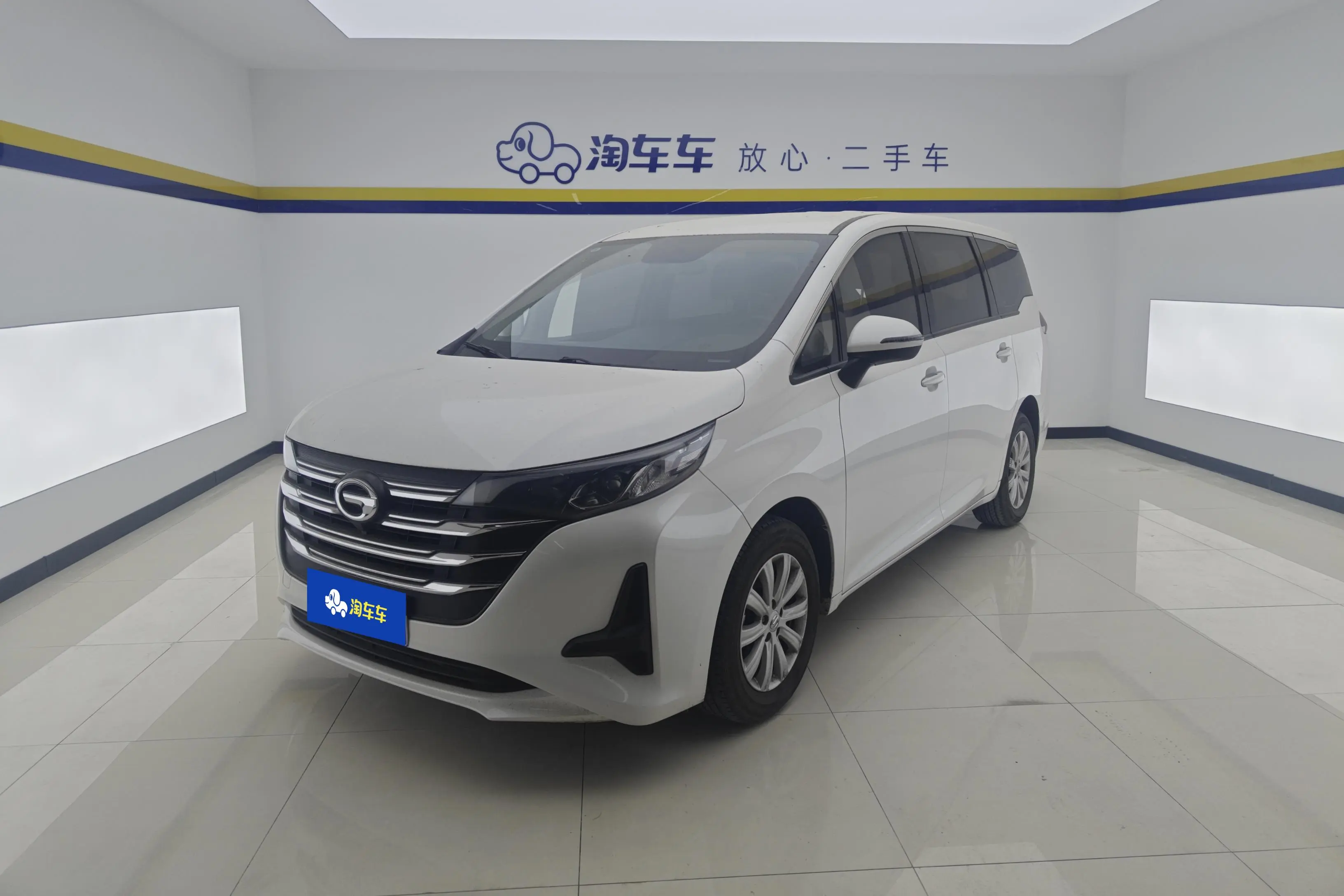 GAC Trumpchi M6  из Китая