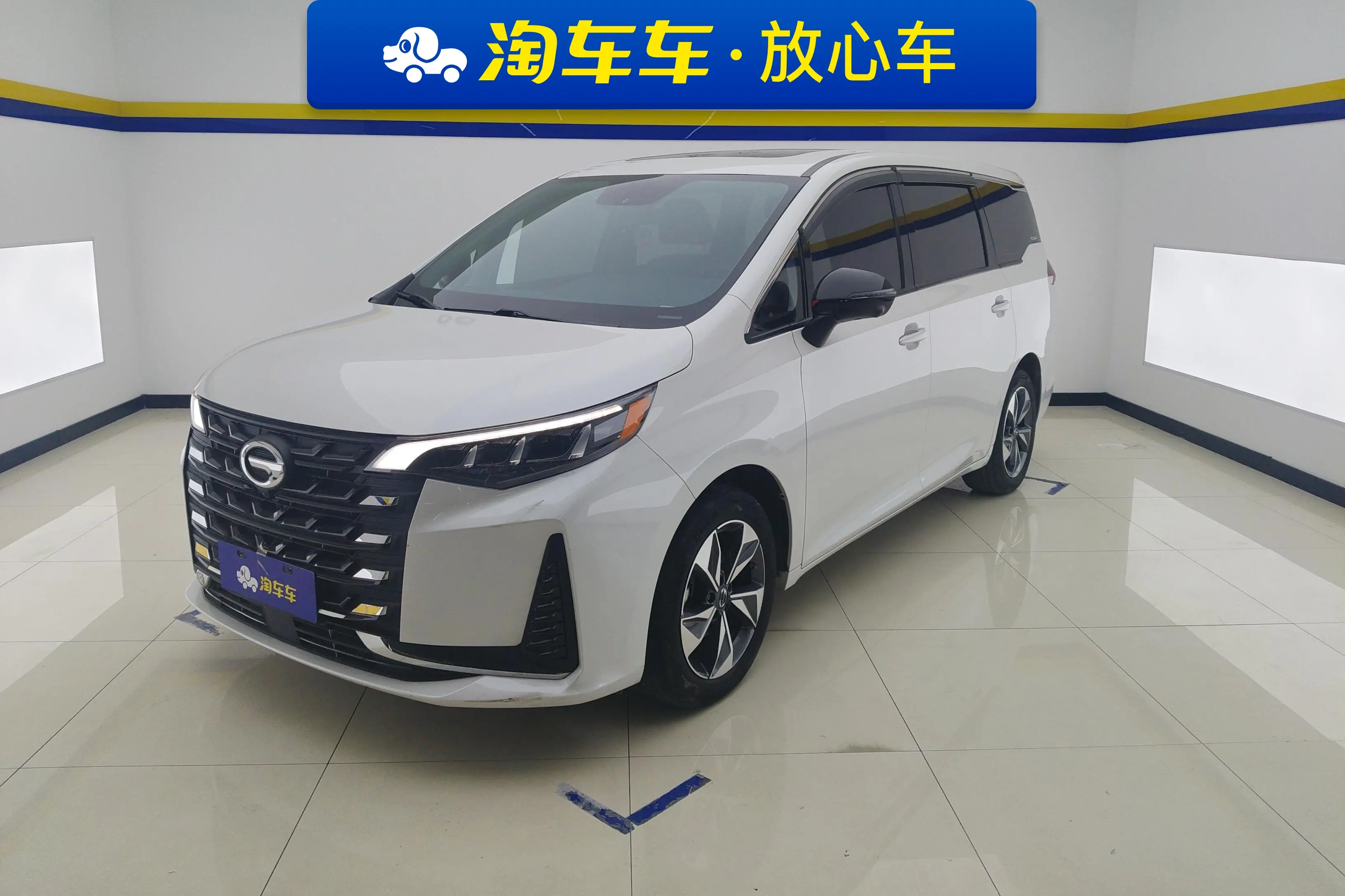 GAC Trumpchi M6  из Китая