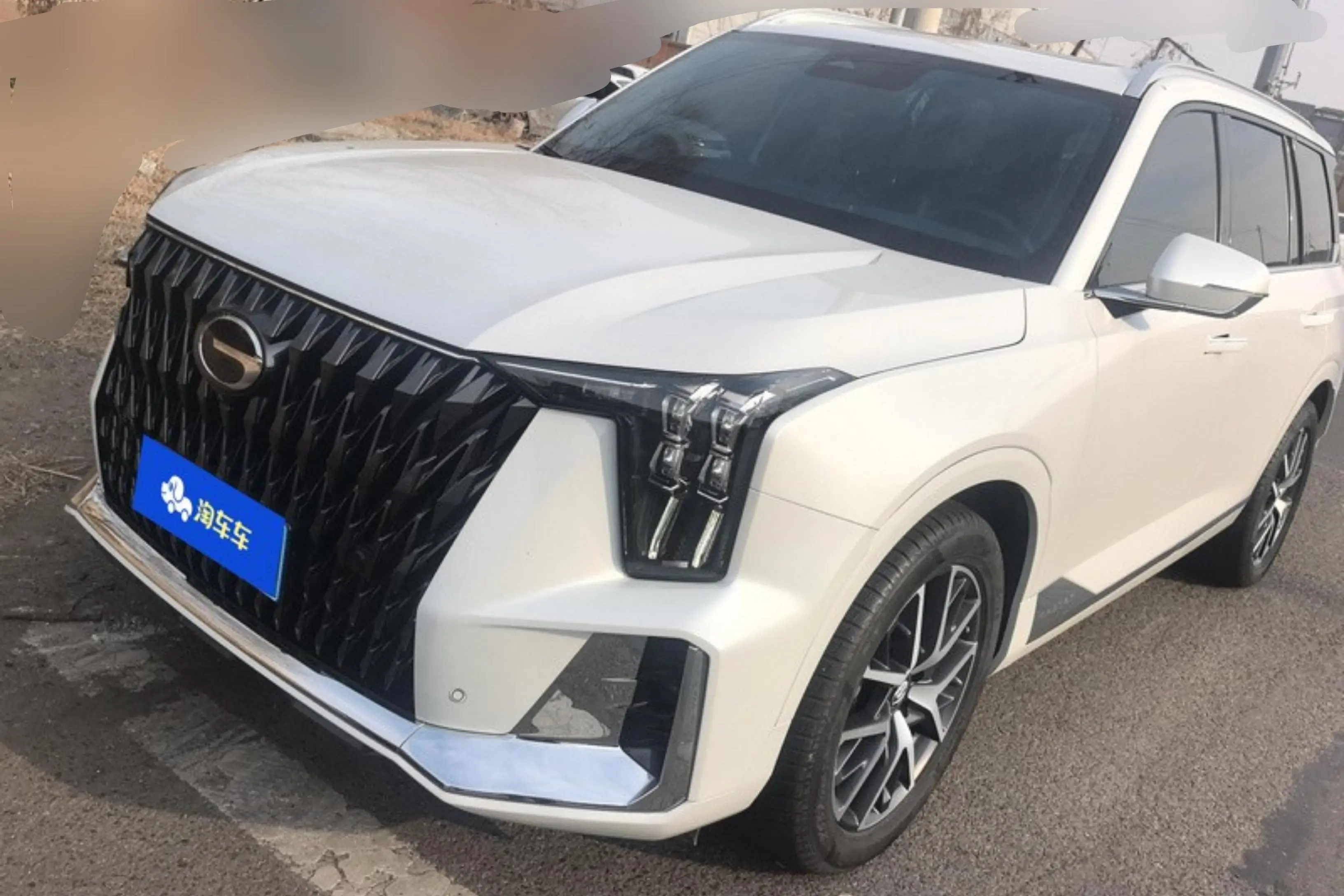 GAC Trumpchi GS8  из Китая