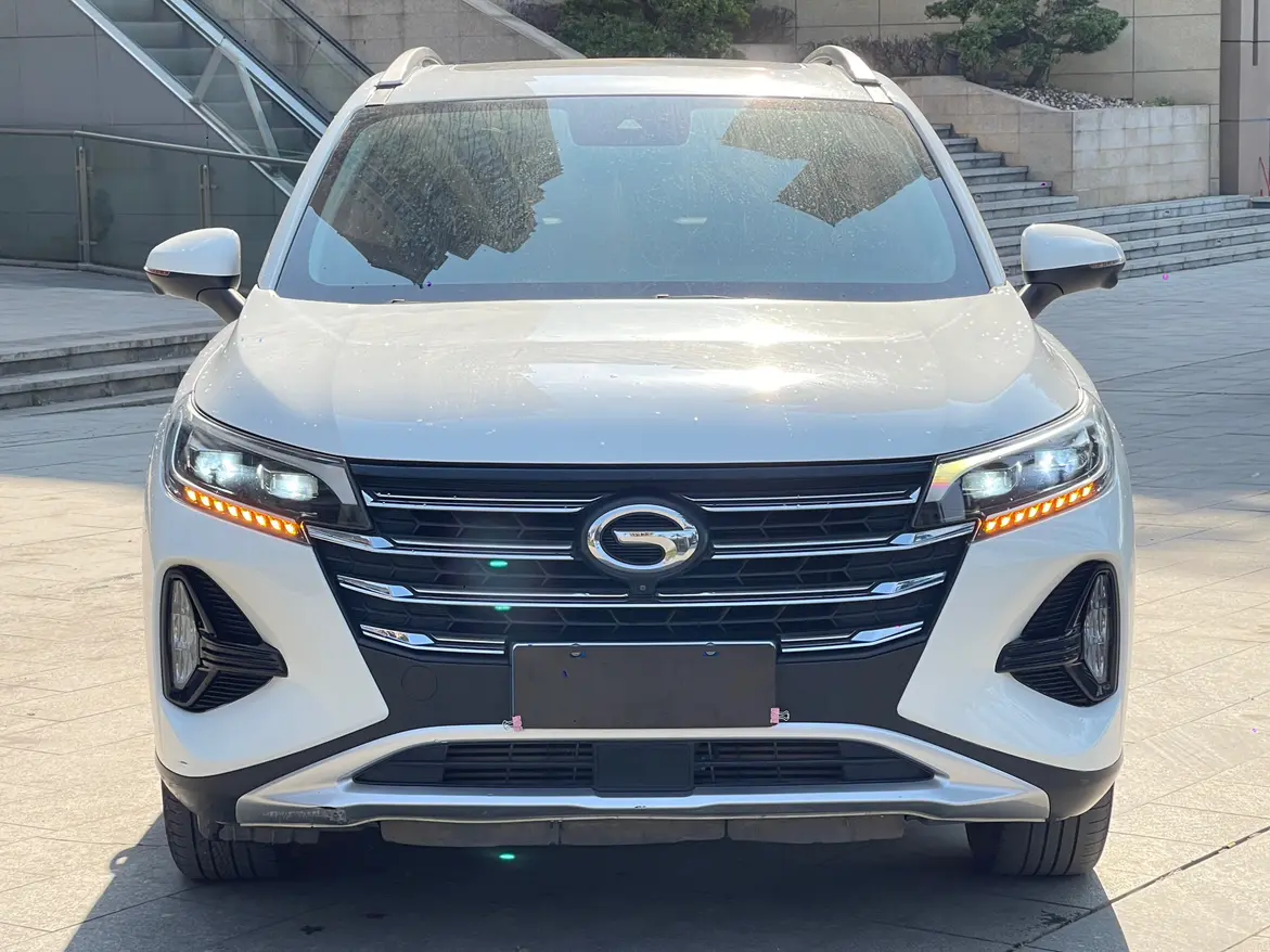 GAC Trumpchi GS4  из Китая