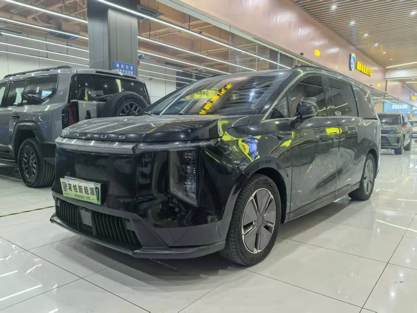 Datong Everyone 7 EV  из Китая