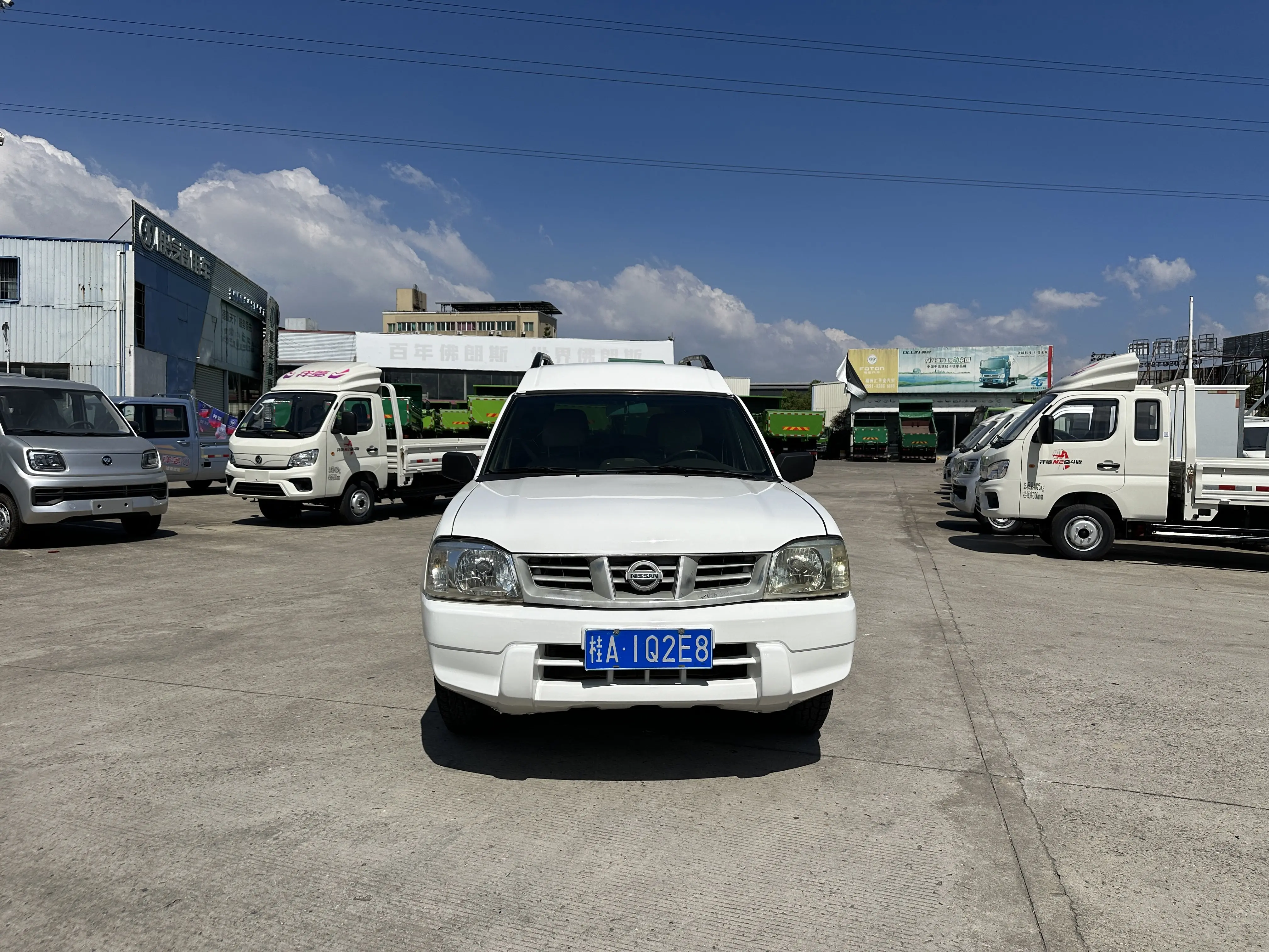 Nissan D22  из Китая