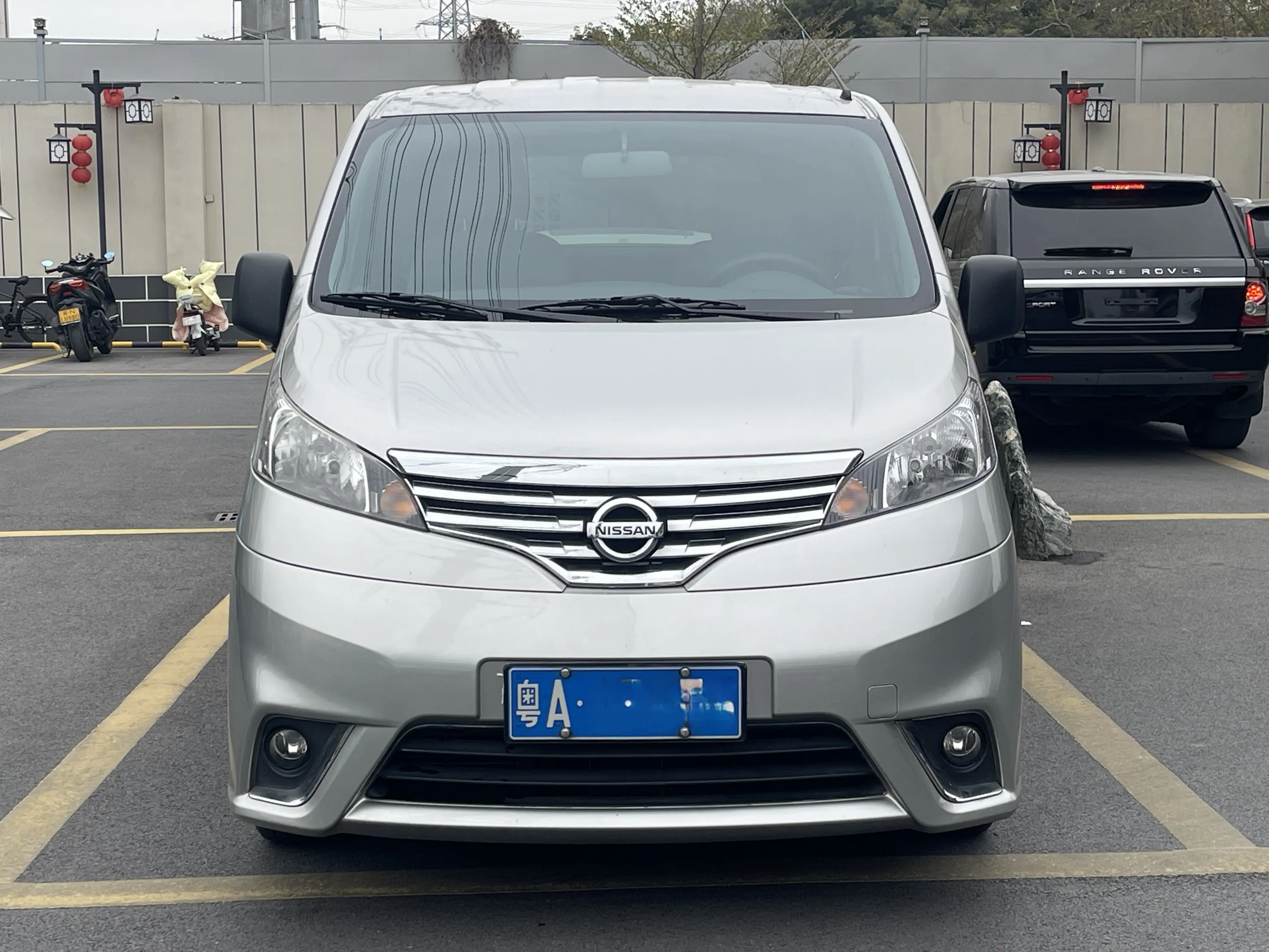 Nissan NV200  из Китая