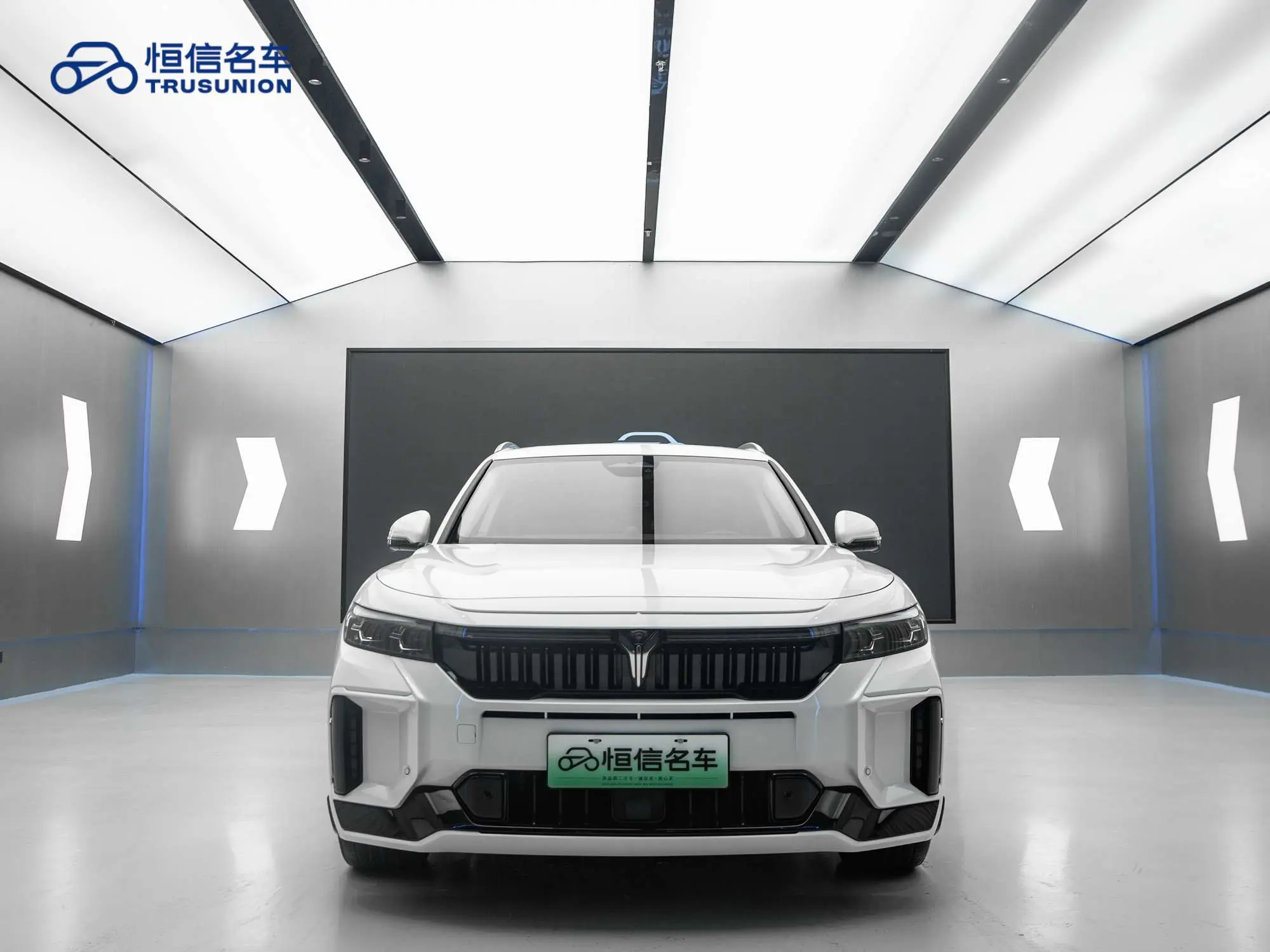 Voyah Lantu FREE  из Китая